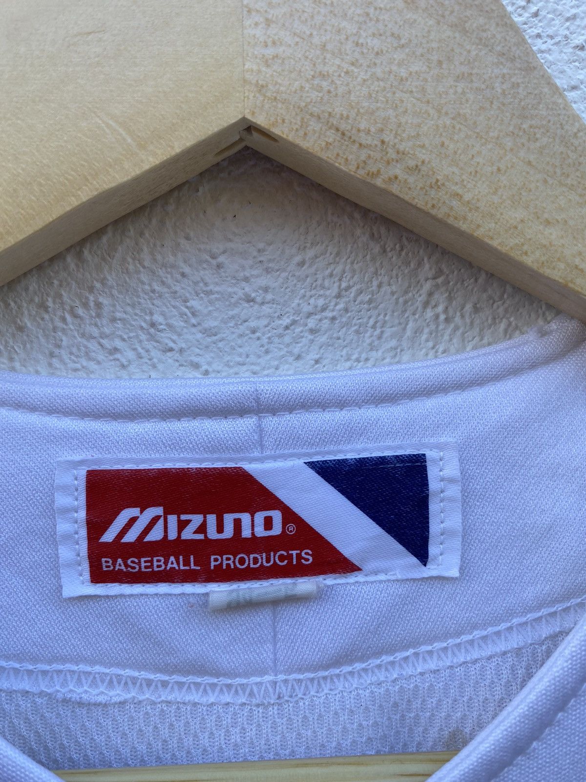 Vintage Mizuno baseball jersey