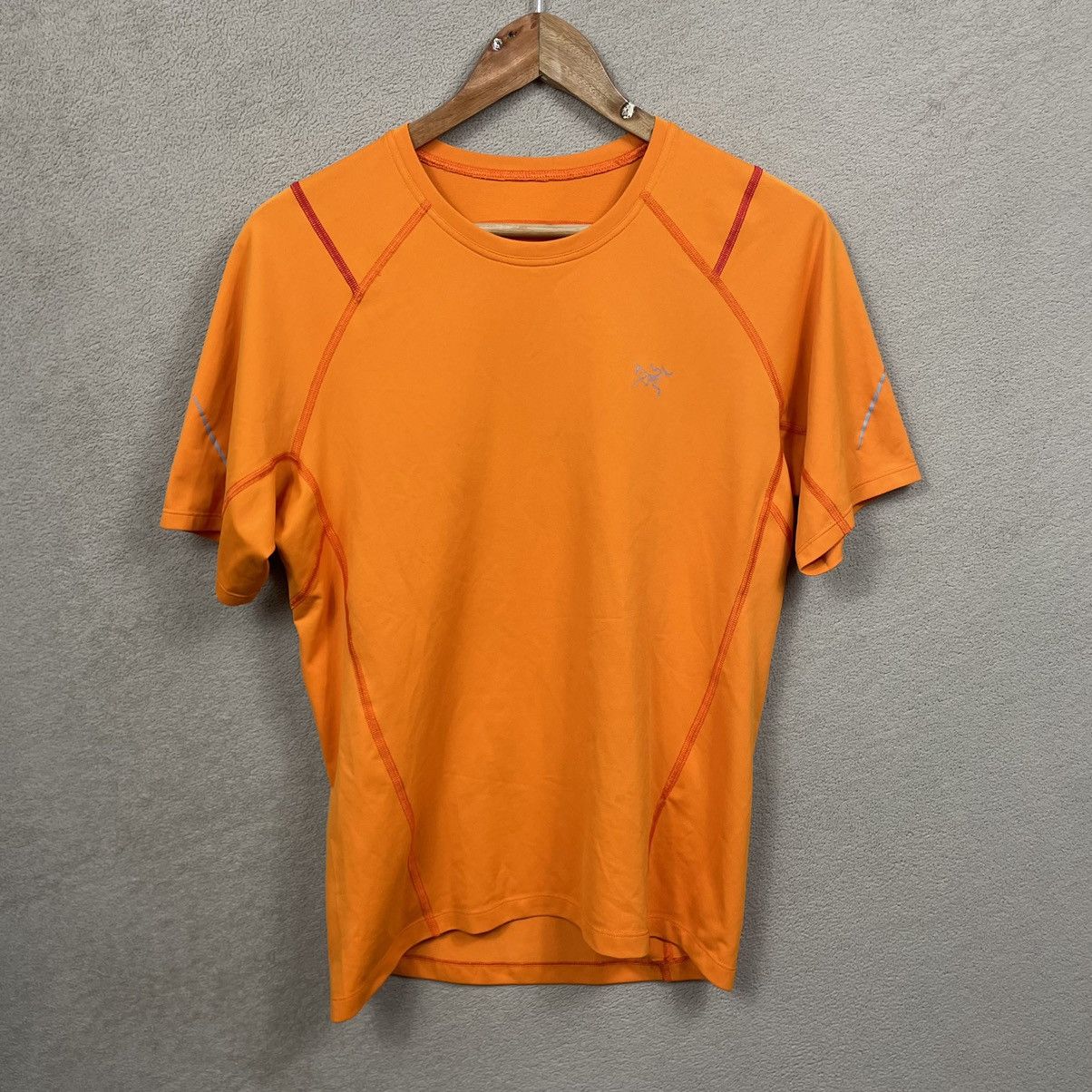 Arc'teryx Arc’Teryx Accelerator Short Sleeve Shirt Size US M / EU 48-50 / 2 - 1 Thumbnail