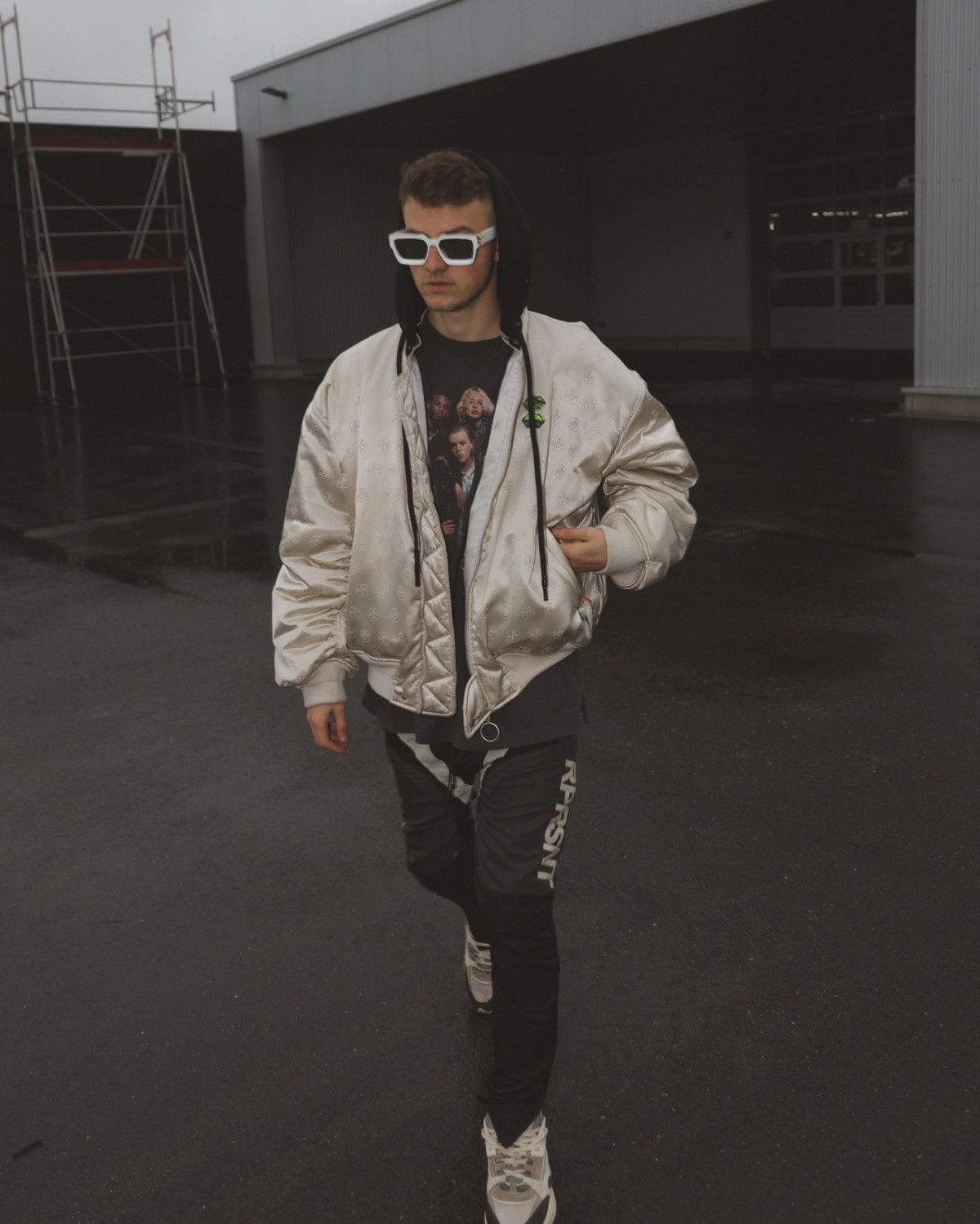 Off-White Off White Bomber Jacket Size US S / EU 44-46 / 1 - 17 Thumbnail