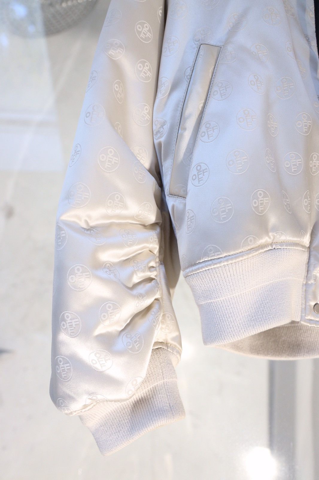 Off-White Off White Bomber Jacket Size US S / EU 44-46 / 1 - 8 Thumbnail