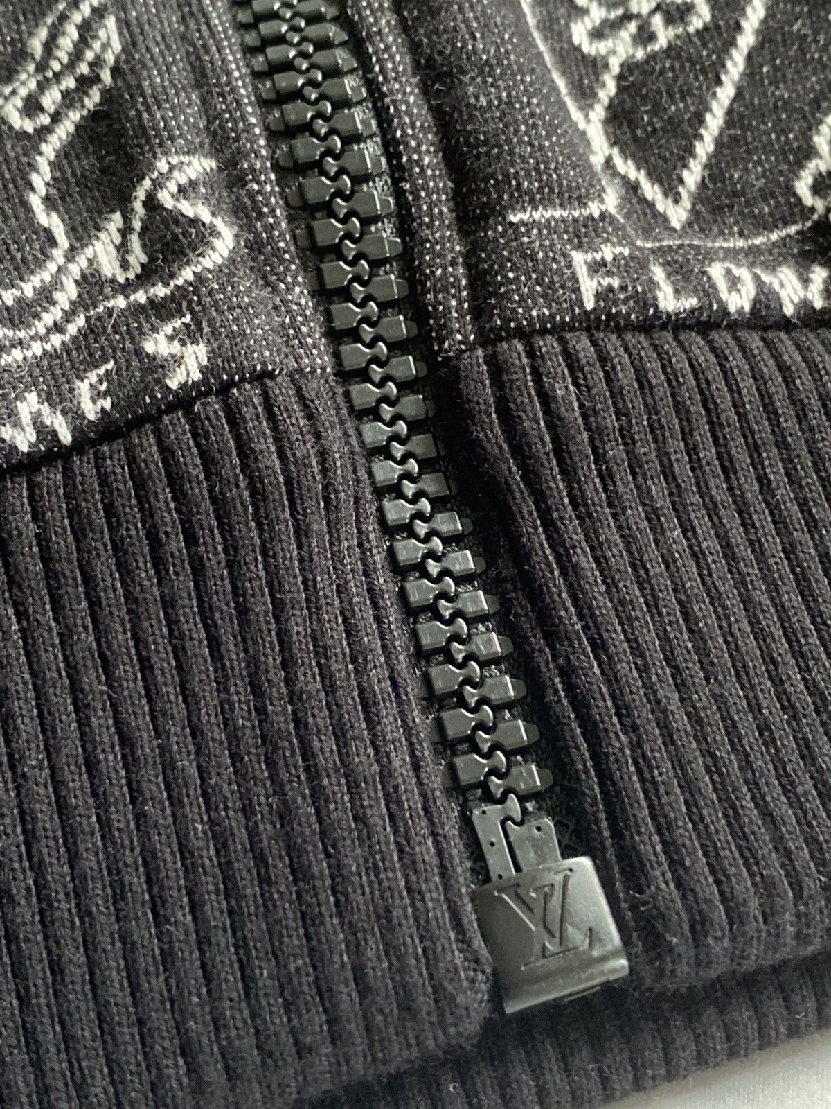 Louis Vuitton LV CARTOONS JACQUARD ZIP jacket Size US M / EU 48-50 / 2 - 11 Thumbnail