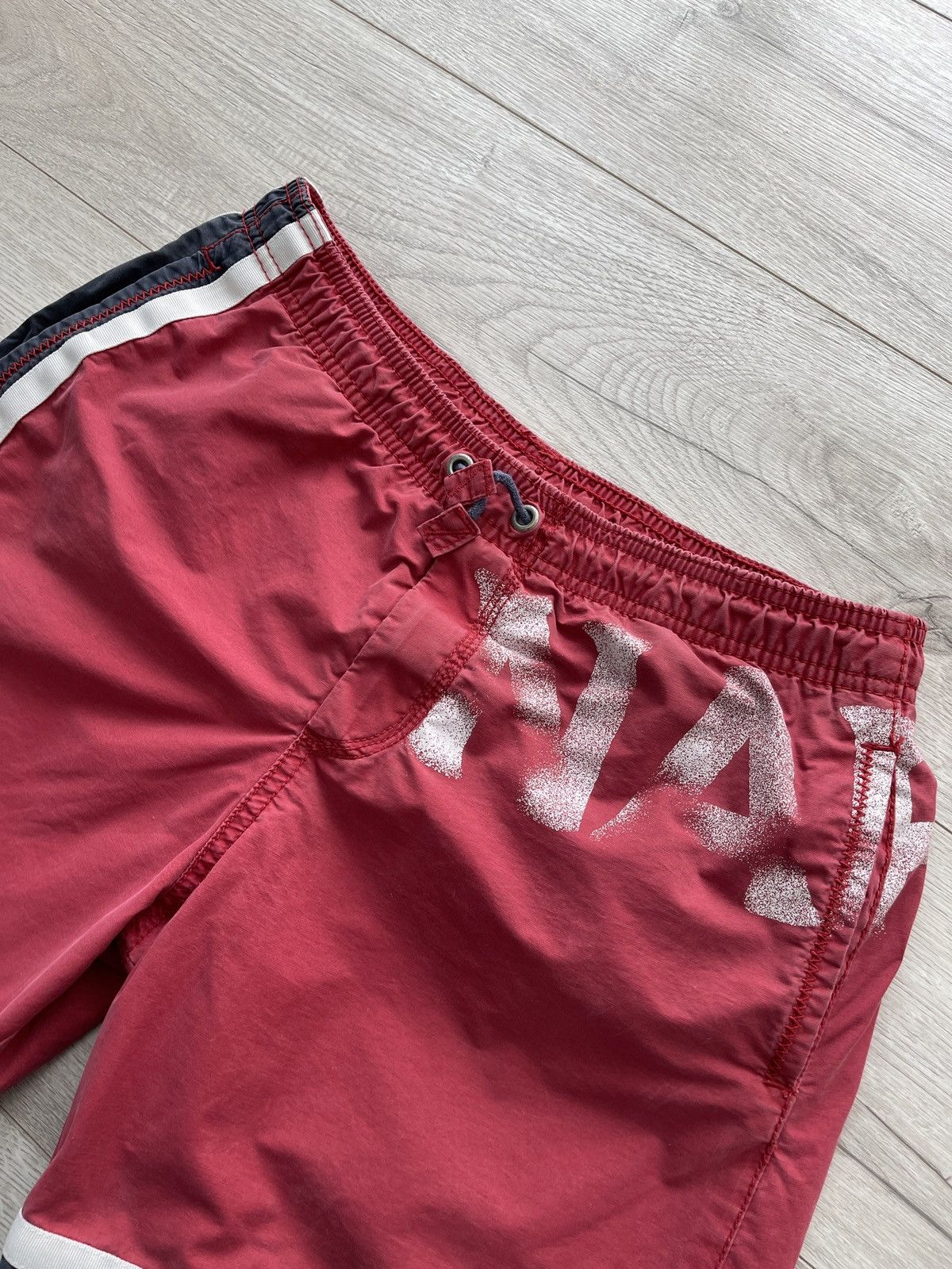 Napapijri Vintage Napapijri Big Logo Shorts Size S Size US 29 - 3 Thumbnail