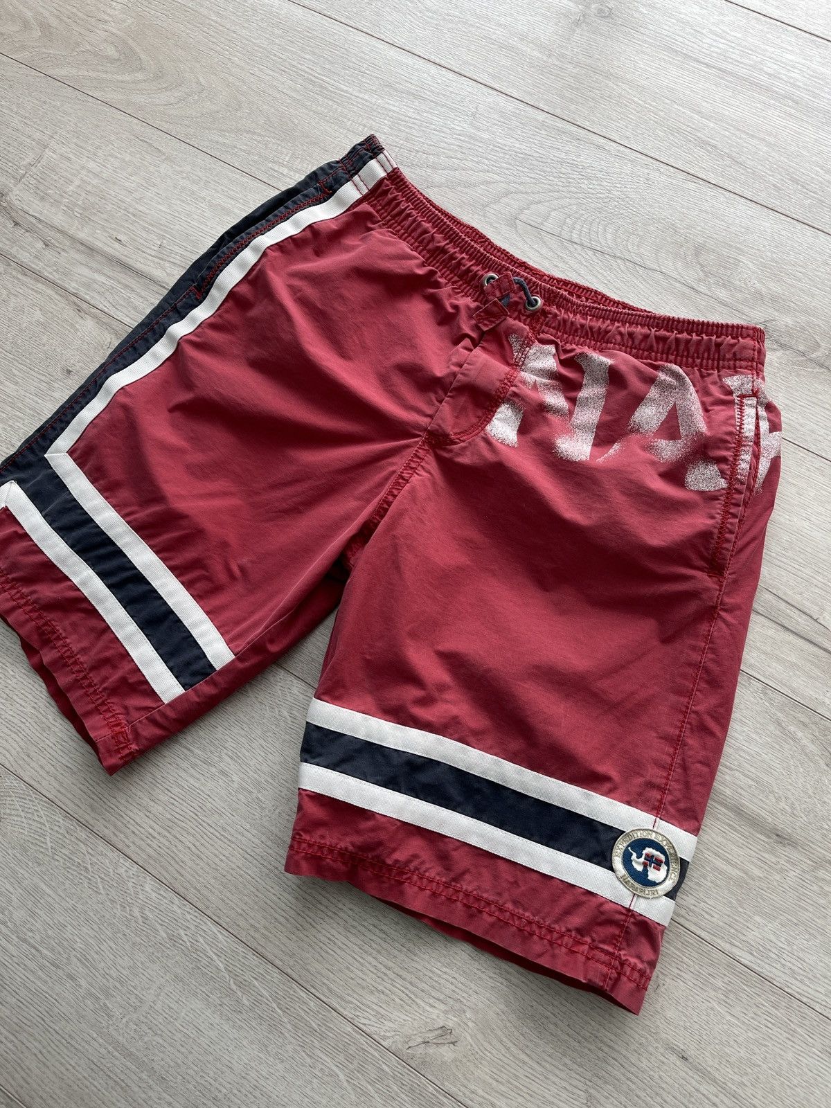 Napapijri Vintage Napapijri Big Logo Shorts Size S Size US 29 - 2 Thumbnail