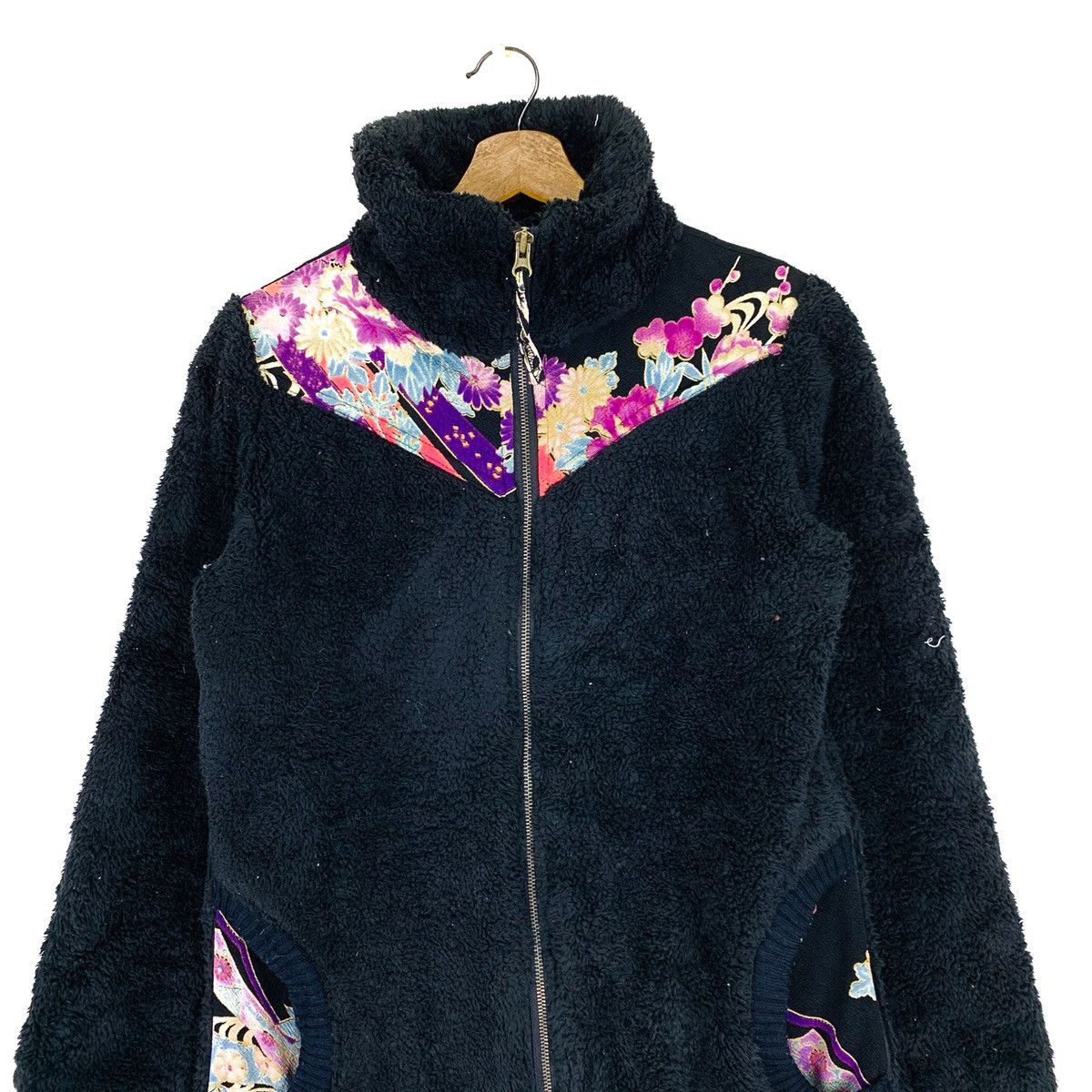 Japanese Brand Vintage Sakura Hoodie Fleece Faux Fur Jacket Size US M / EU 48-50 / 2 - 2 Thumbnail