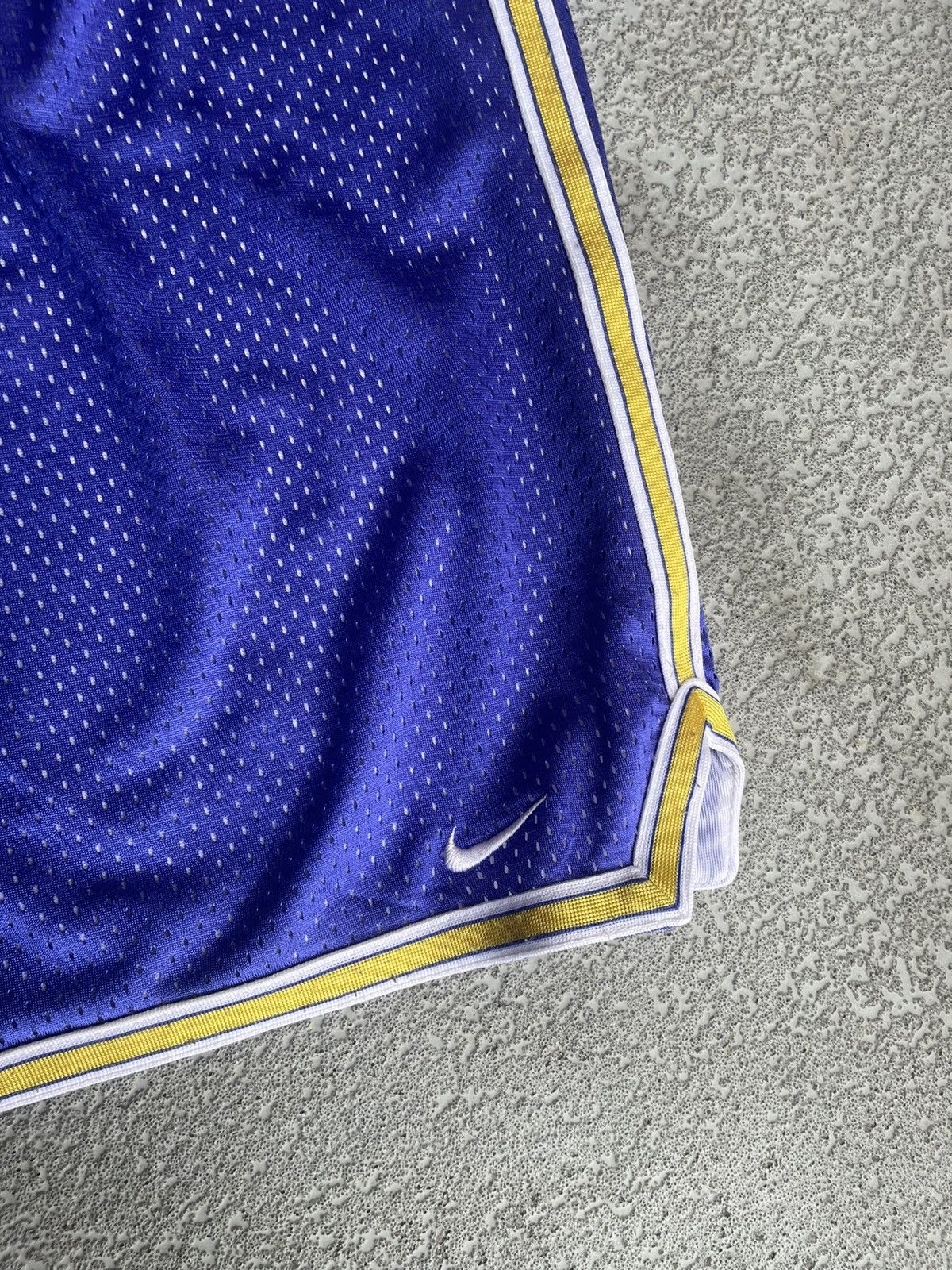 Nike × Vintage Vintage Nike Y2K Drawstring Athletic Shorts Size US 36 / EU 52 - 2 Thumbnail