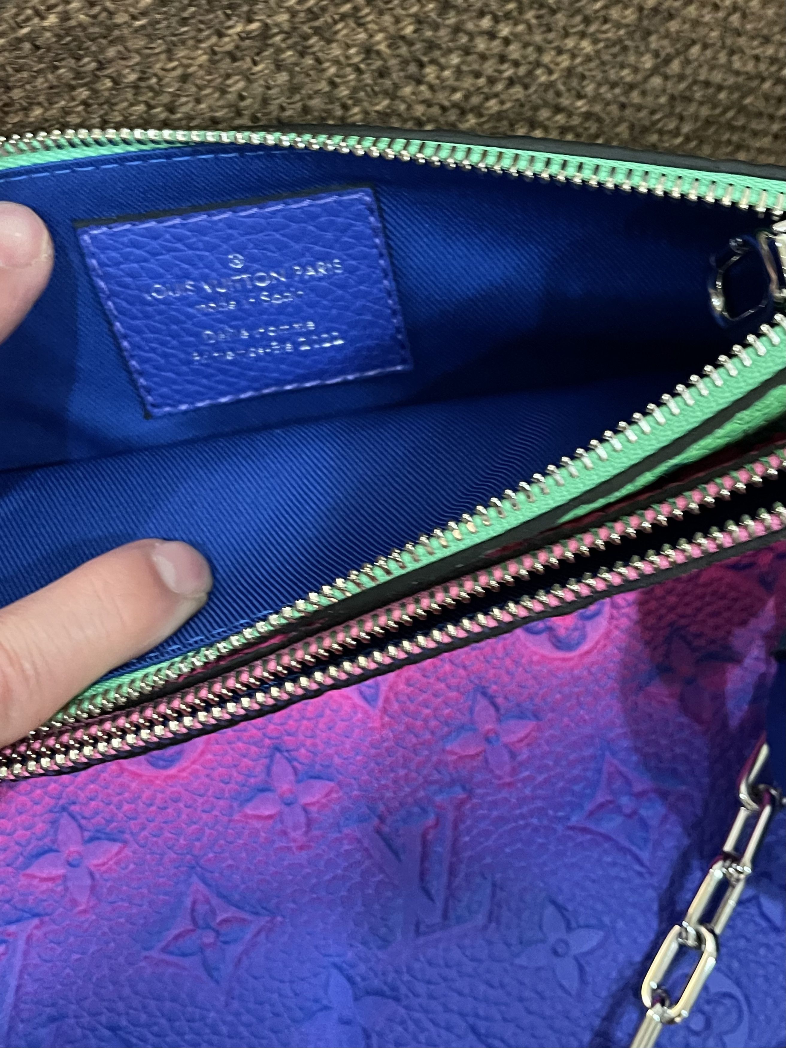 Louis Vuitton × Virgil Abloh In The Loop Size ONE SIZE - 13 Thumbnail
