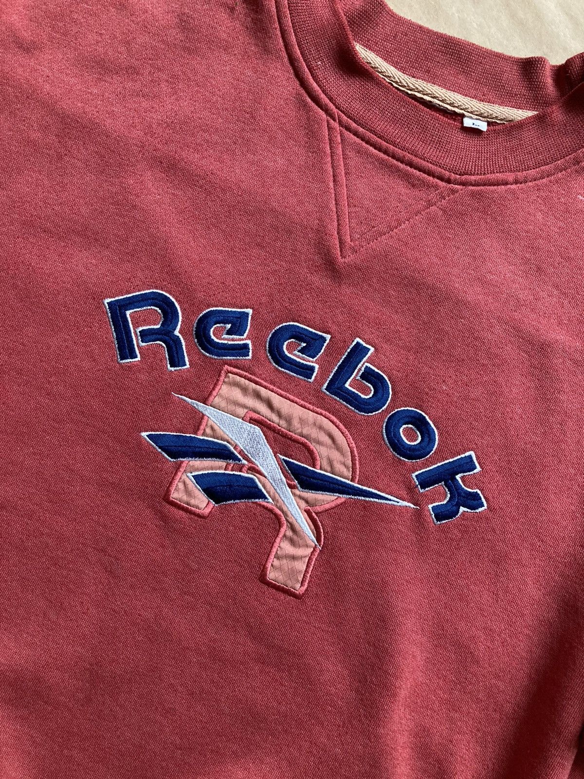 Reebok × Vintage Vintage Reebok crew neck sweatshirt Size US L / EU 52-54 / 3 - 3 Thumbnail