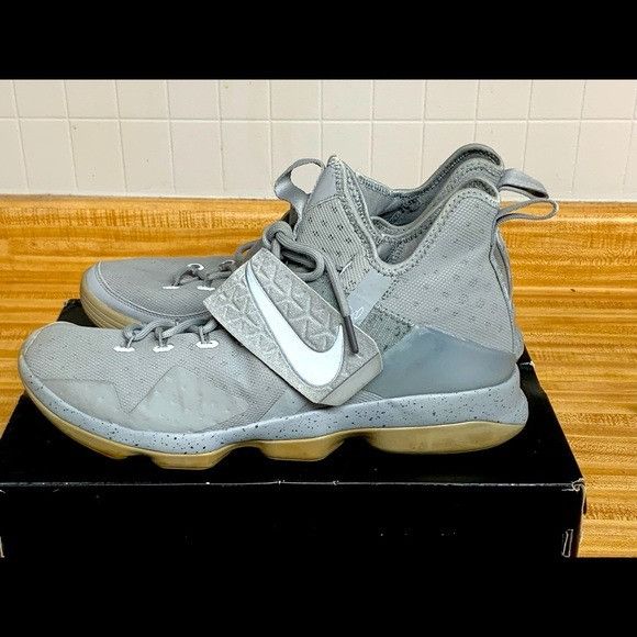 NIKE ZOOM LEBRON 14 REFLECT SILVER MENS BASKETBALL SIZE 13