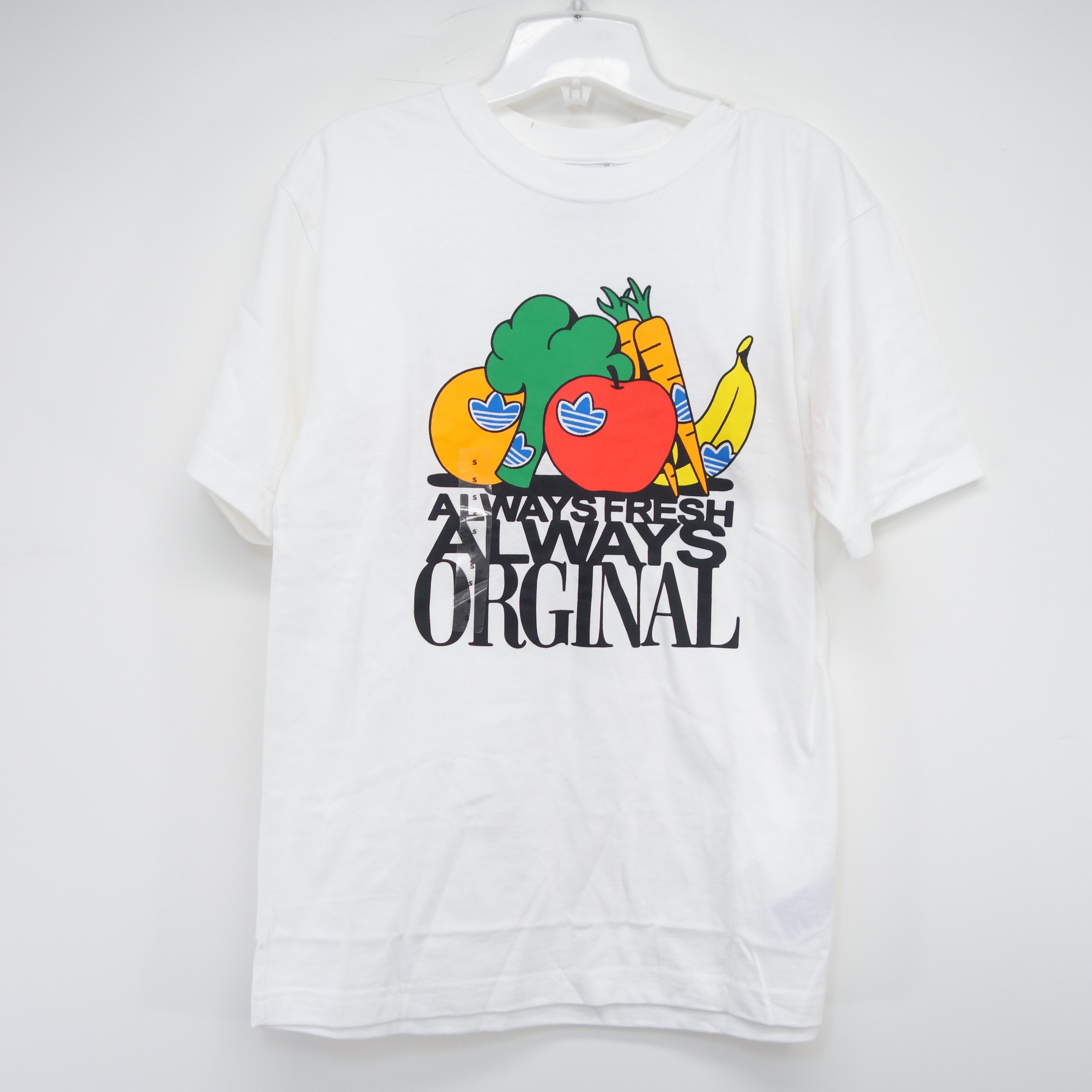 White Fruits Graphic T-Shirt main image 1