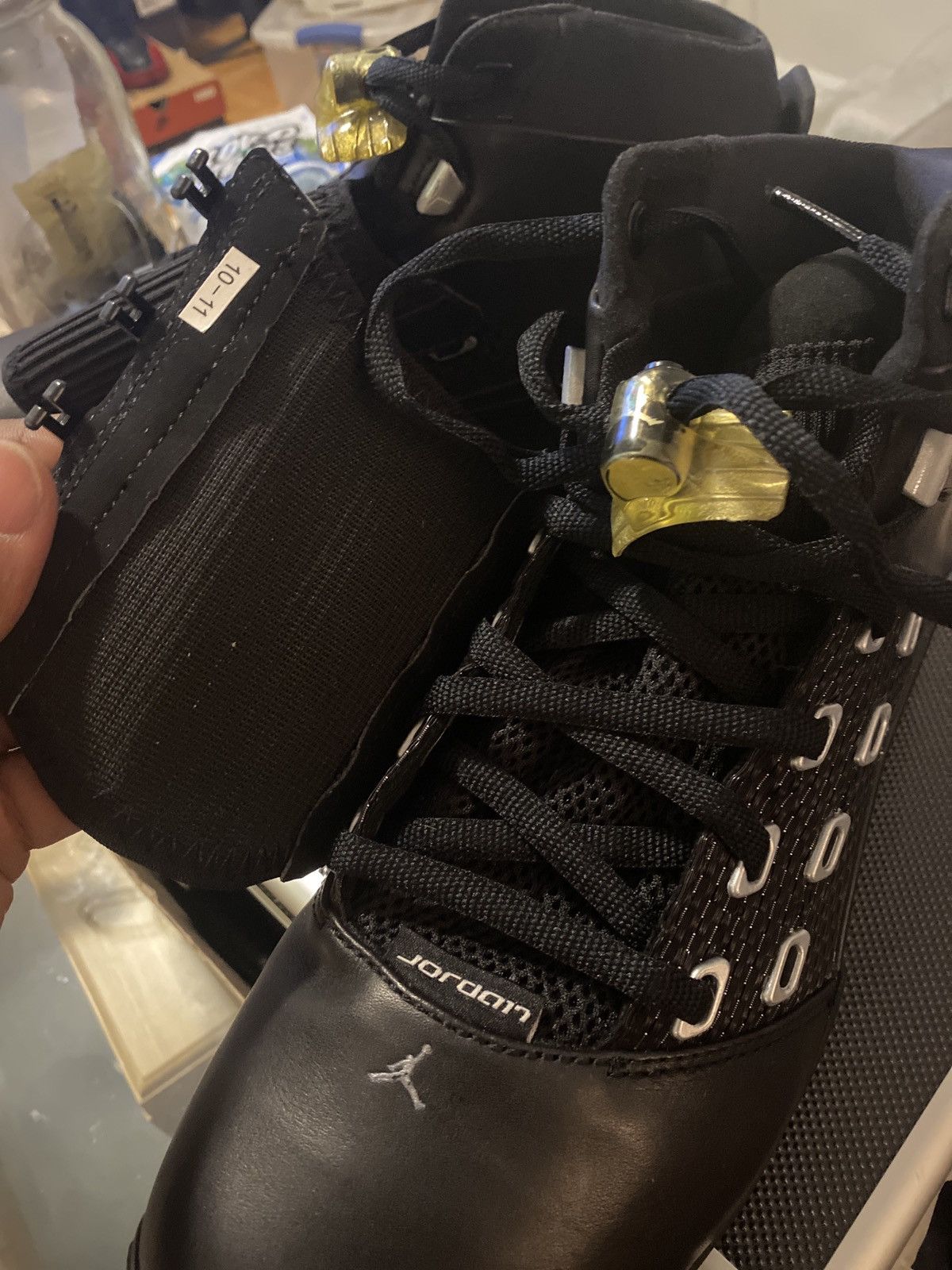 Jordan Brand × Nike Air Jordan 17 Black Metallic Silver 2002 Size US 11 / EU 44 - 10 Thumbnail