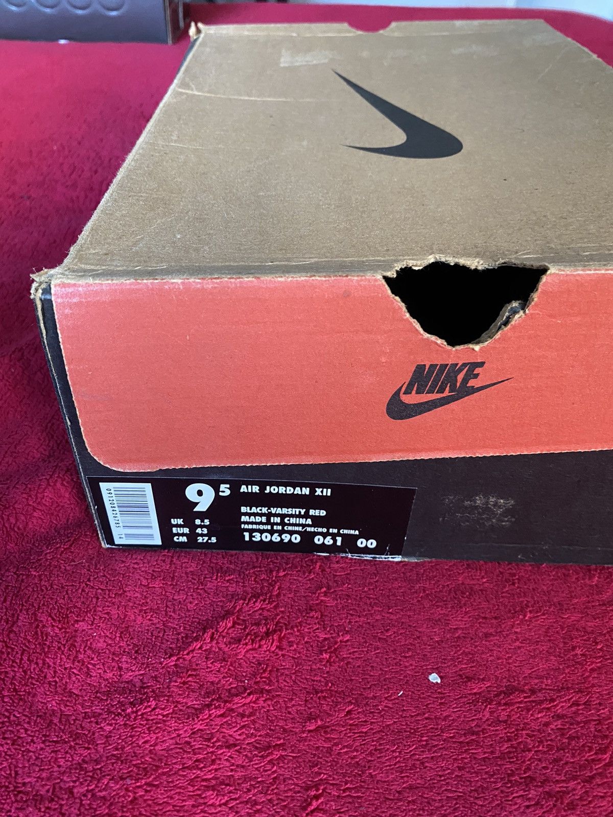 Jordan Brand × Nike Air Jordan 12 OG Flu Game 1997 Fly Game 1997 Size US 9.5 / EU 42-43 - 2 Thumbnail
