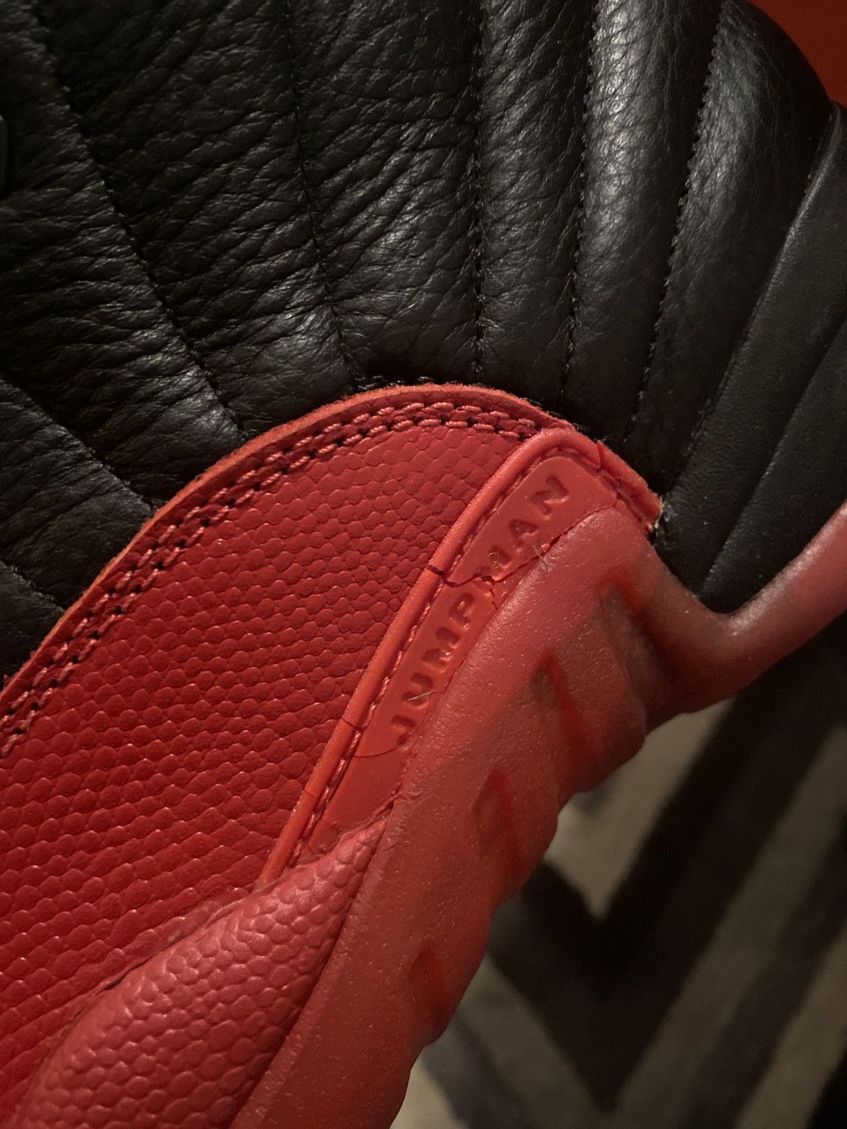 Jordan Brand × Nike Air Jordan 12 OG Flu Game 1997 Fly Game 1997 Size US 9.5 / EU 42-43 - 13 Thumbnail