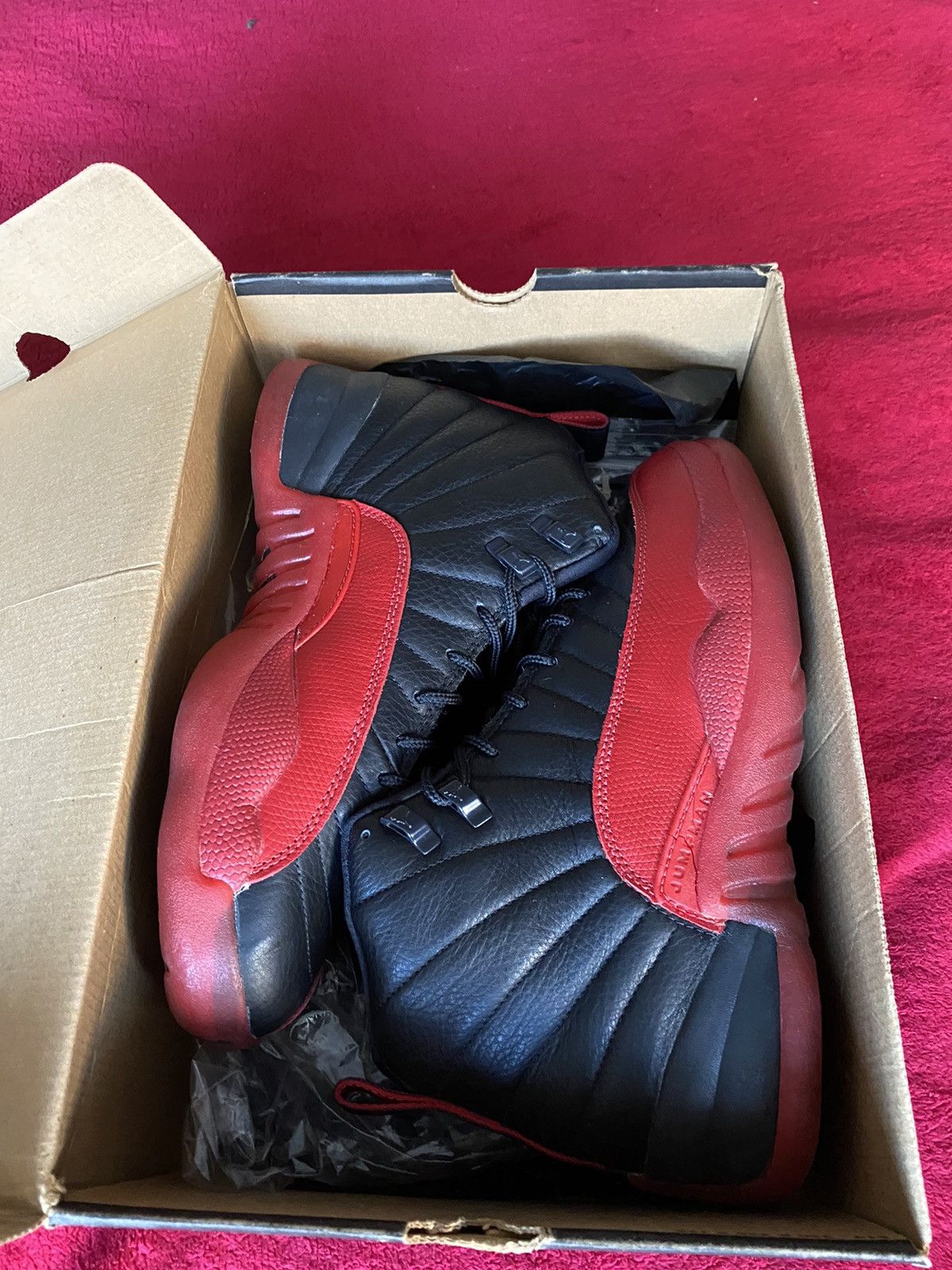 Jordan Brand × Nike Air Jordan 12 OG Flu Game 1997 Fly Game 1997 Size US 9.5 / EU 42-43 - 3 Thumbnail