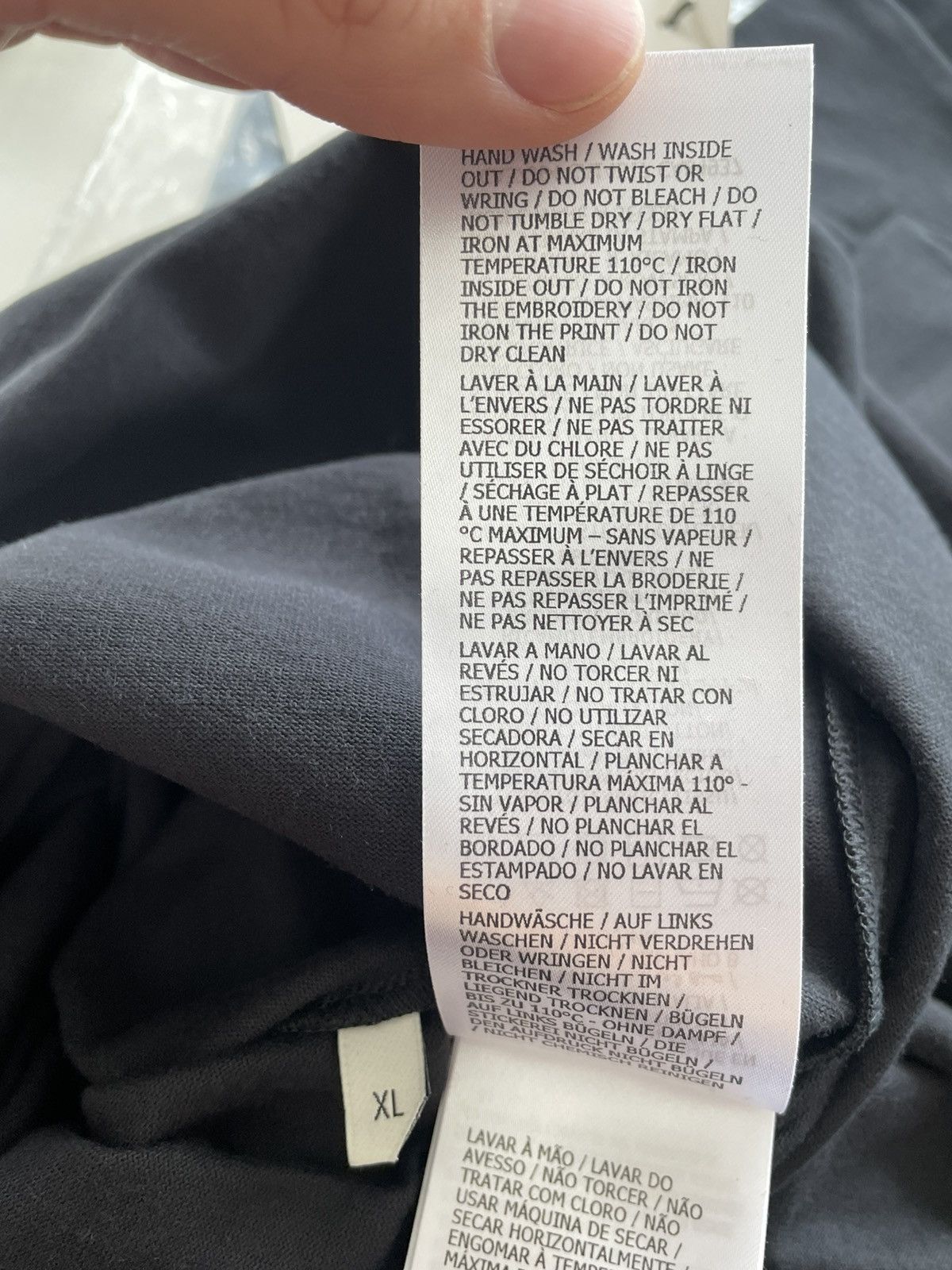 Gucci NEW Rare Sold Out Super Runway Gucci Band Logo Tee T-shirt Size US XL / EU 56 / 4 - 10 Thumbnail