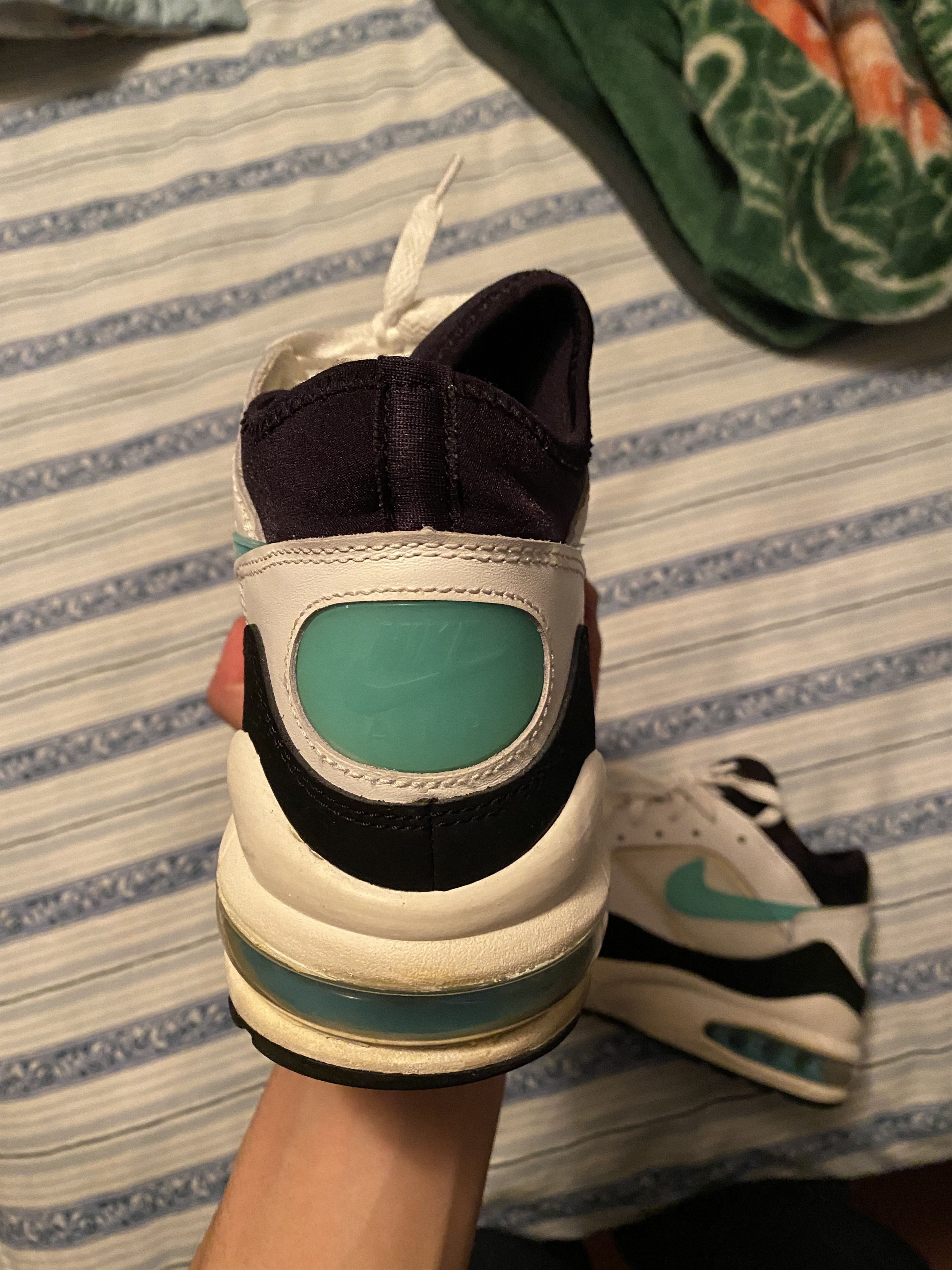 Nike Nike Air Max 93 Size US 10 / EU 43 - 3 Thumbnail