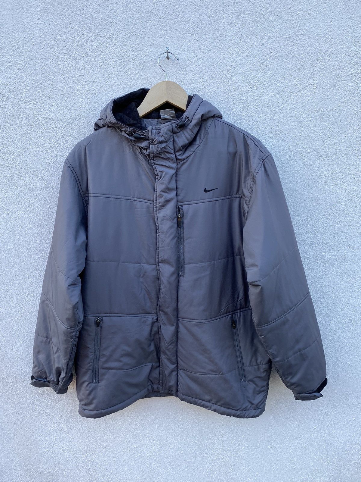 Nike Nike puffer down jacket Size US L / EU 52-54 / 3 - 3 Thumbnail