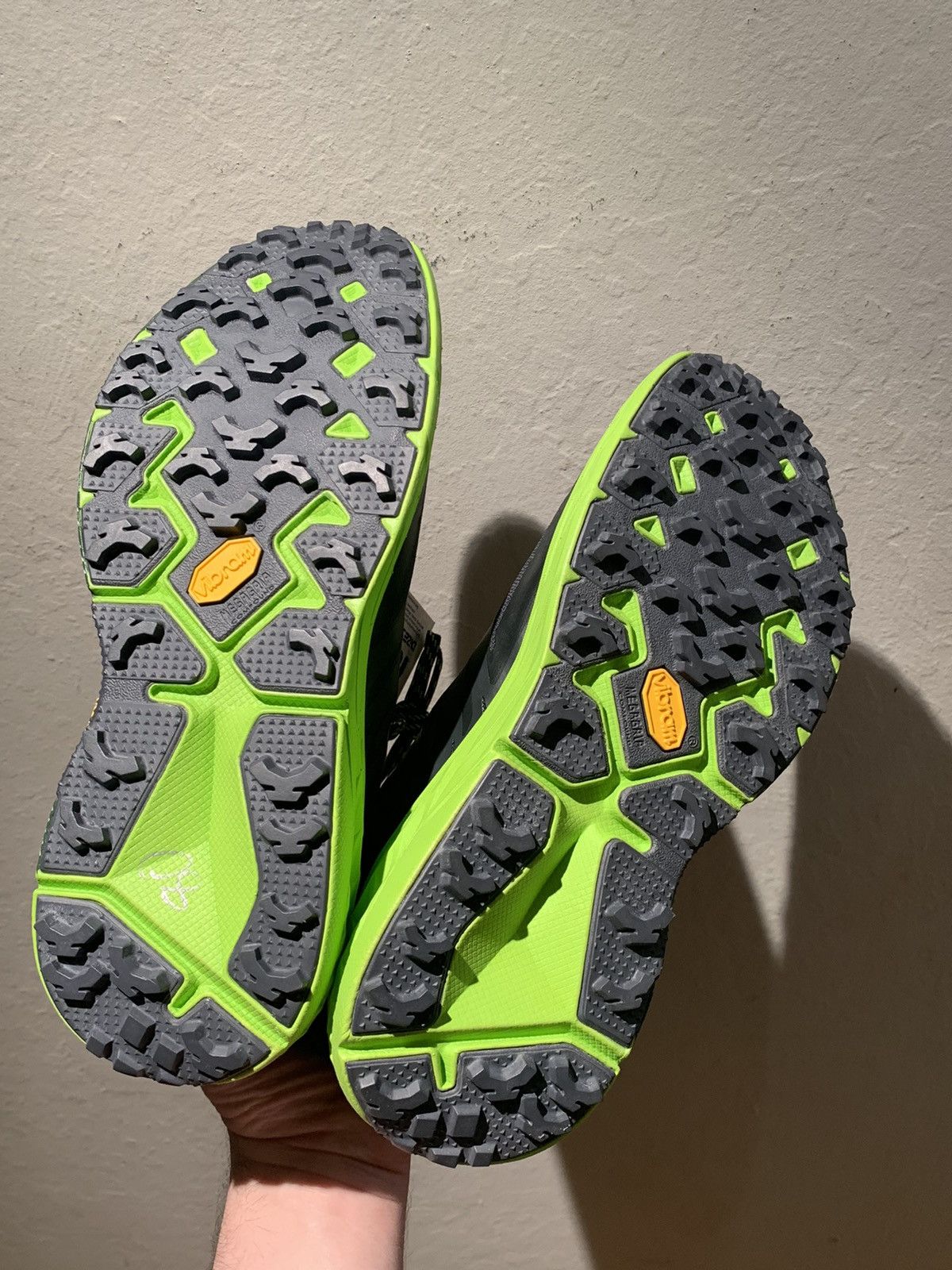 Designer × Hoka *RARE* New Hoka One One OG SpeedGoat 3 Sneakers / Shoes - 8 Size US 8 / EU 41 - 4 Thumbnail