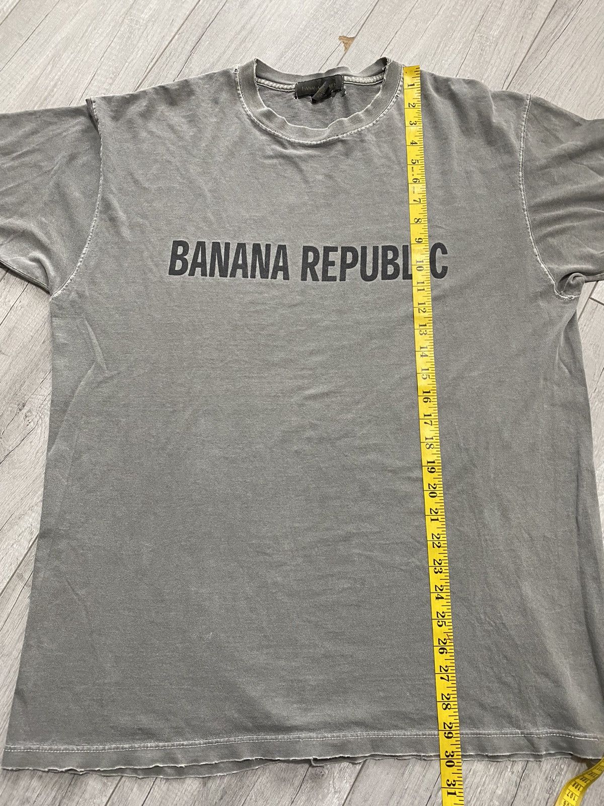 Banana Republic Vintage 80’s 90’s Distressed Banana Republic Essential Shirt Size US L / EU 52-54 / 3 - 12 Thumbnail