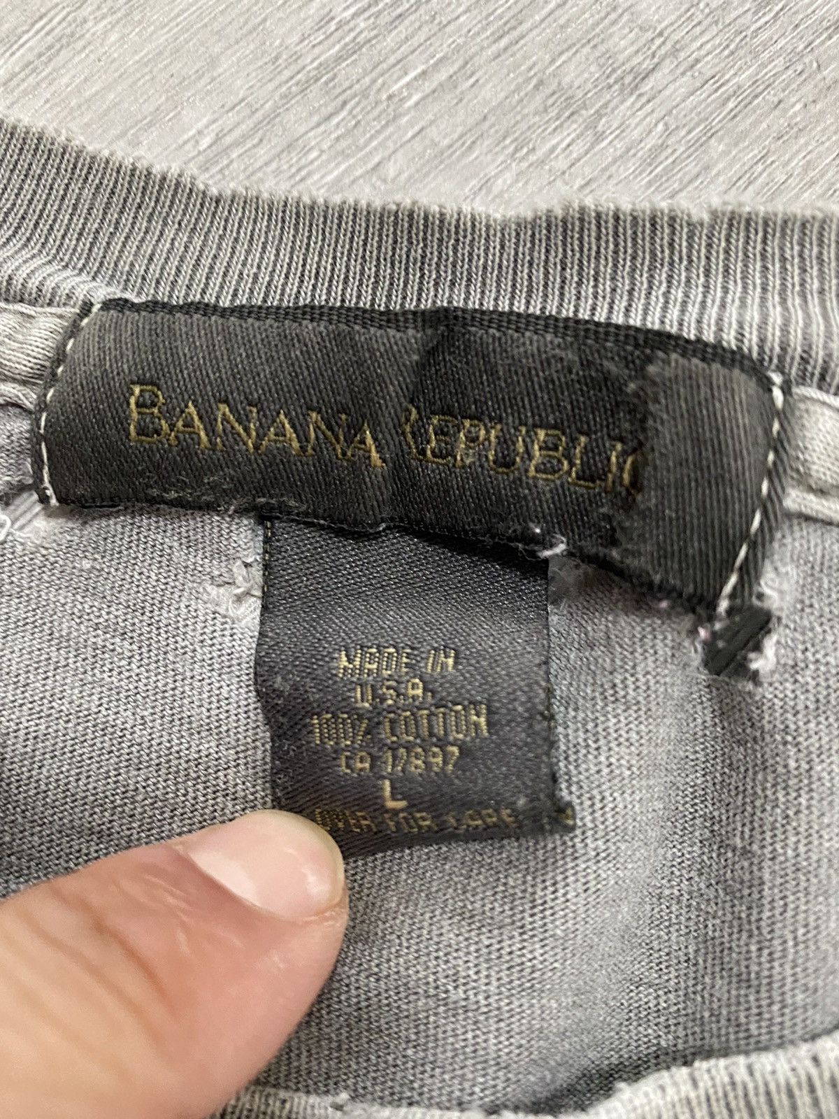Banana Republic Vintage 80’s 90’s Distressed Banana Republic Essential Shirt Size US L / EU 52-54 / 3 - 4 Thumbnail