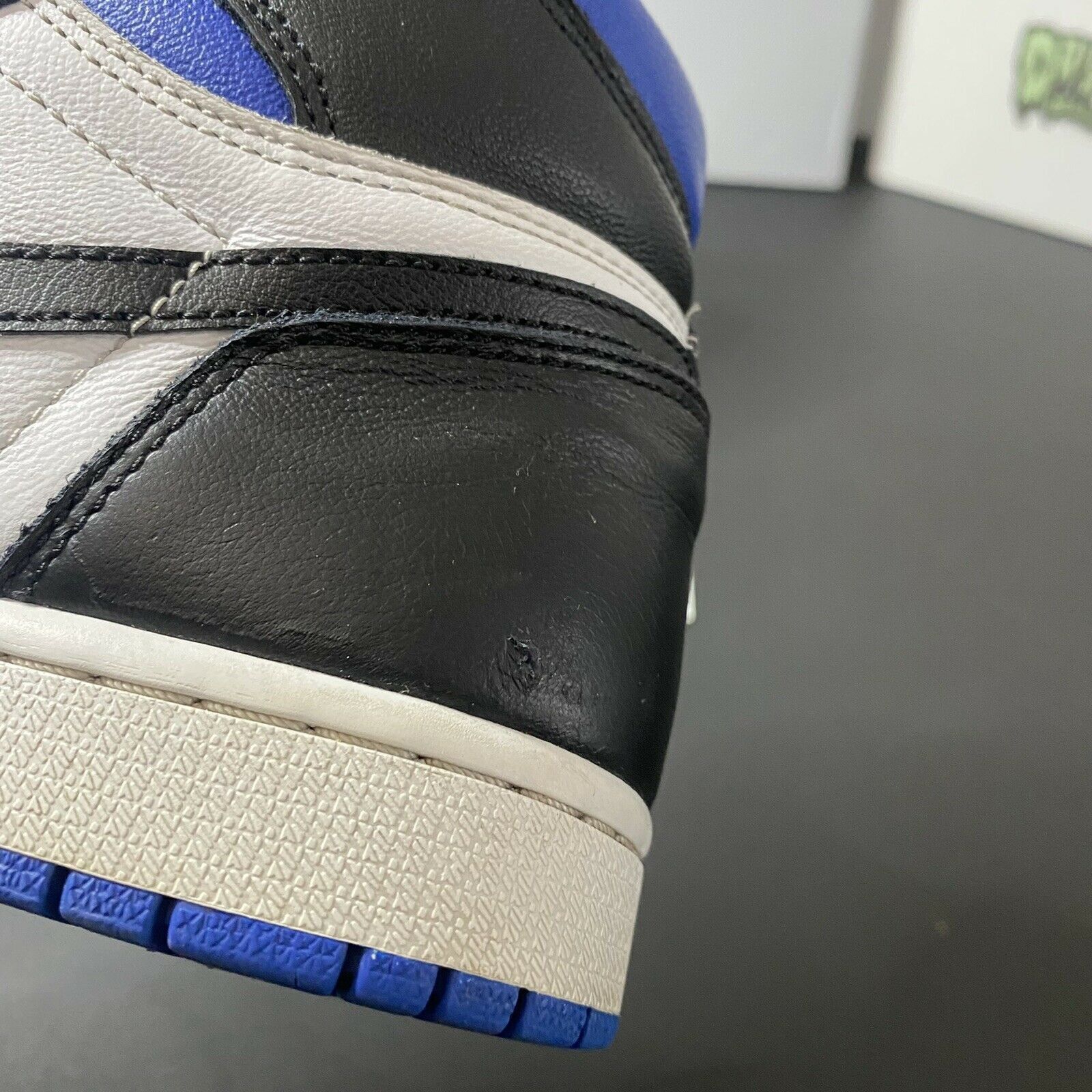 Jordan Brand Air Jordan 1 Retro High OG "ROYAL TOE" 2020 Size US 7.5 / EU 40-41 - 7 Thumbnail