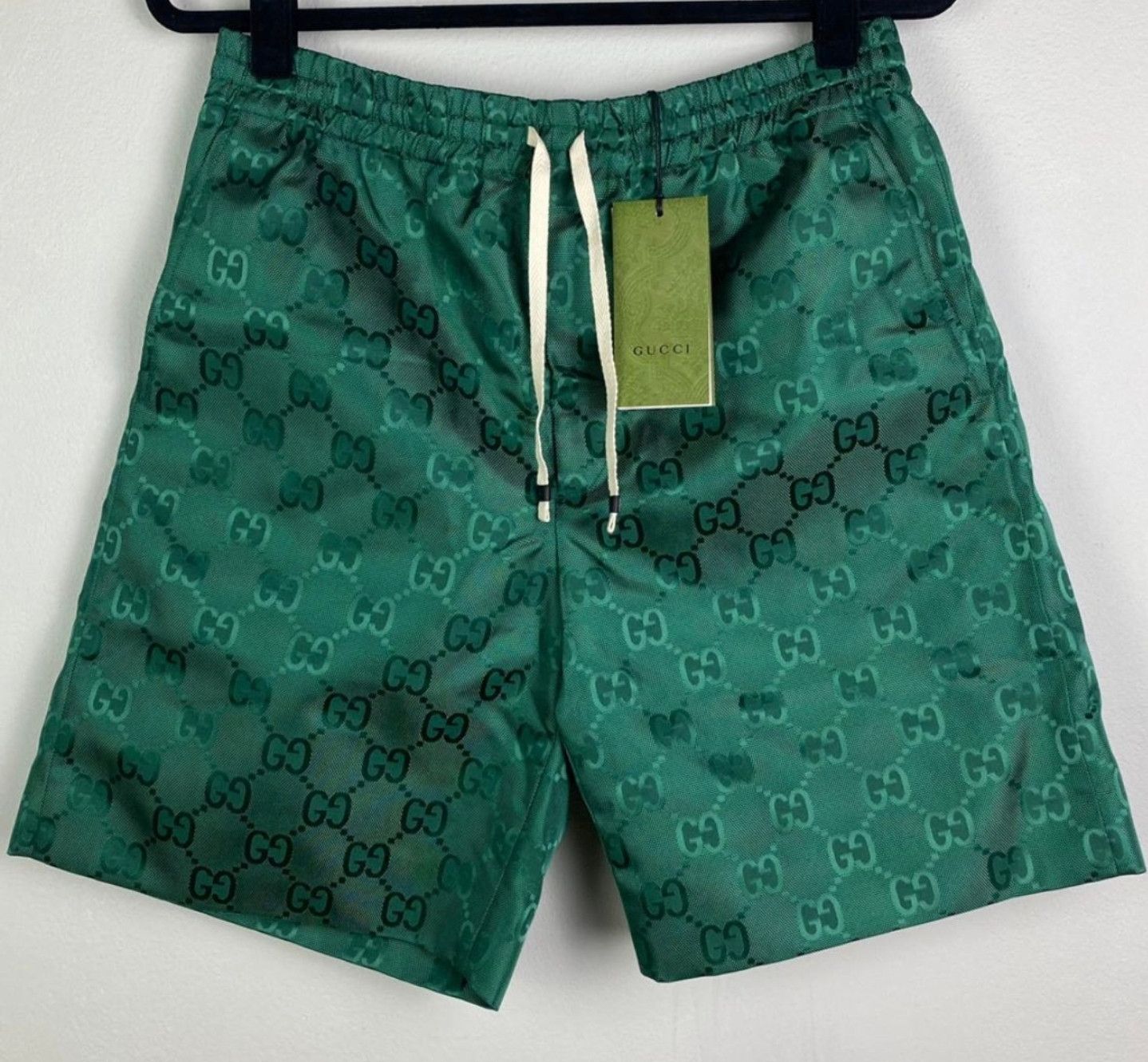 Gucci Gucci water repellent GG canvas shorts Size US 32 / EU 48 - 1 Thumbnail