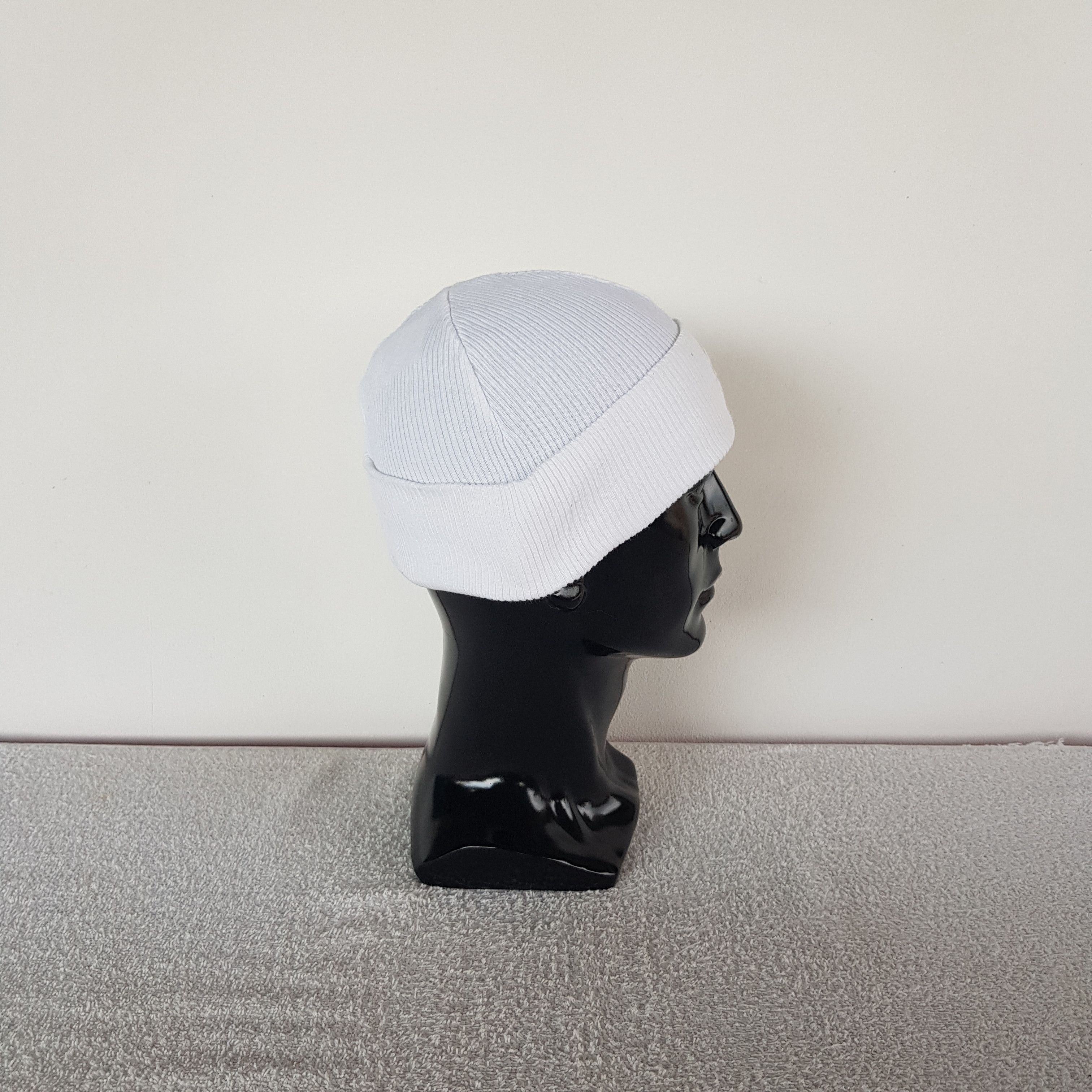 Vintage × agnes b. Vintage Agnes B Beanie Snow Cap Agnes B Hats - AC10891. Size ONE SIZE - 2 Thumbnail
