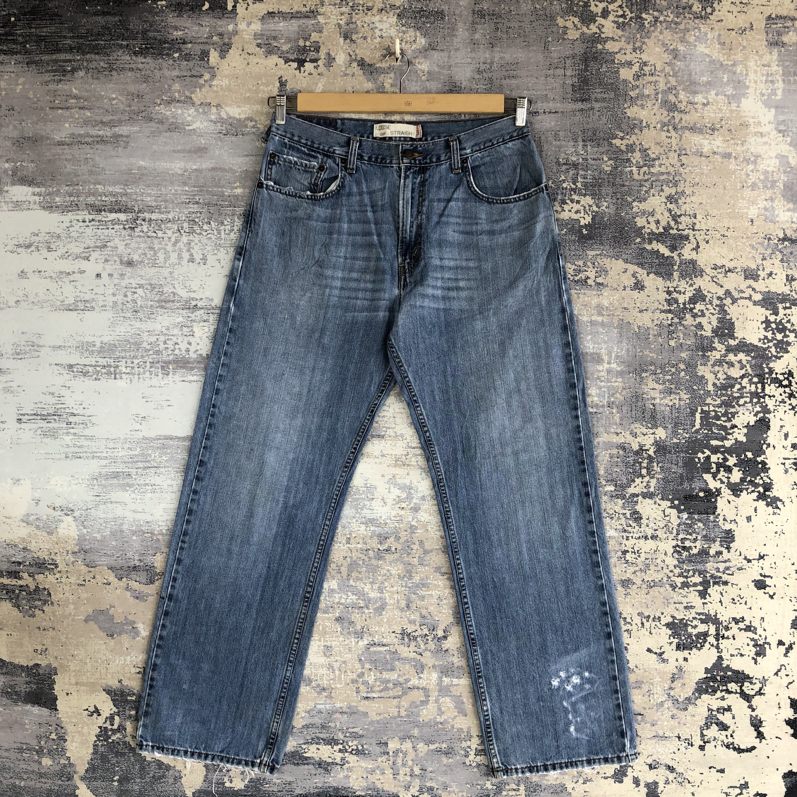 Levi's Vintage Levis 569 Distressed Faded Jeans Levi's Ripped Denim Size US 32 / EU 48 - 1 Thumbnail