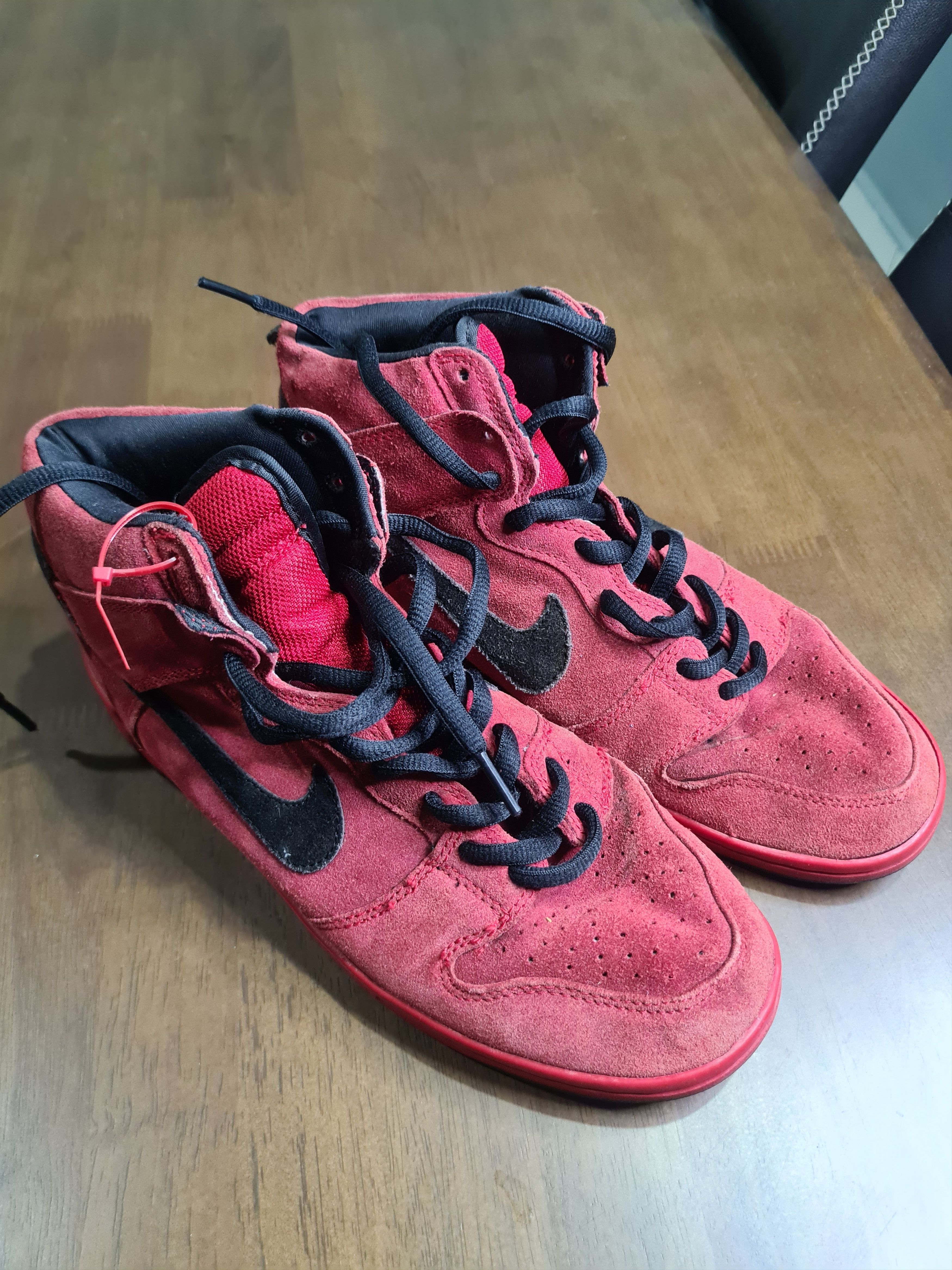 Nike dunk sb hi top pro red devil