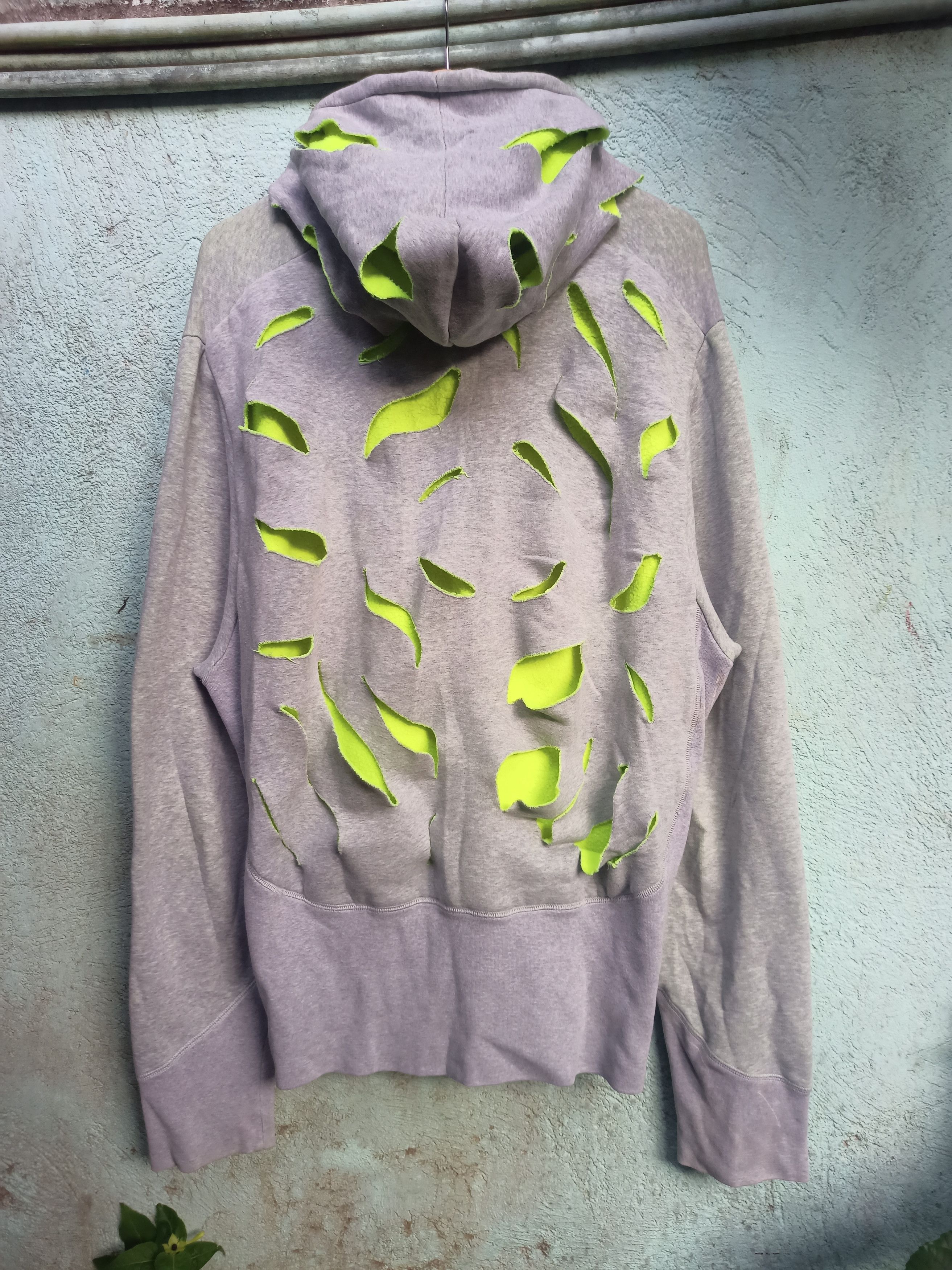 Griffin × Italian Designers GRIFFIN STUDIO - BLADE CUT ZIP HOODIE 
