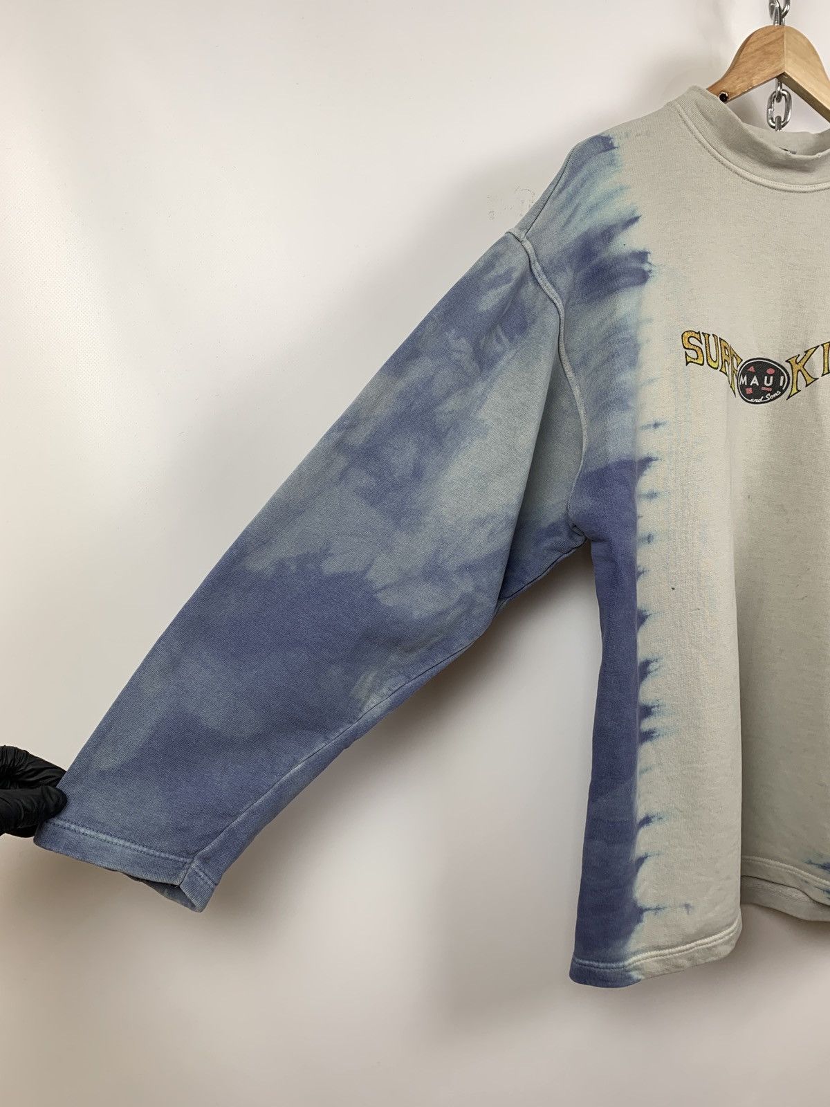 Maui and Sons 90s Vintage Maui and Sons Surf King Shark Man Sweatshirt Size US M / EU 48-50 / 2 - 14 Thumbnail
