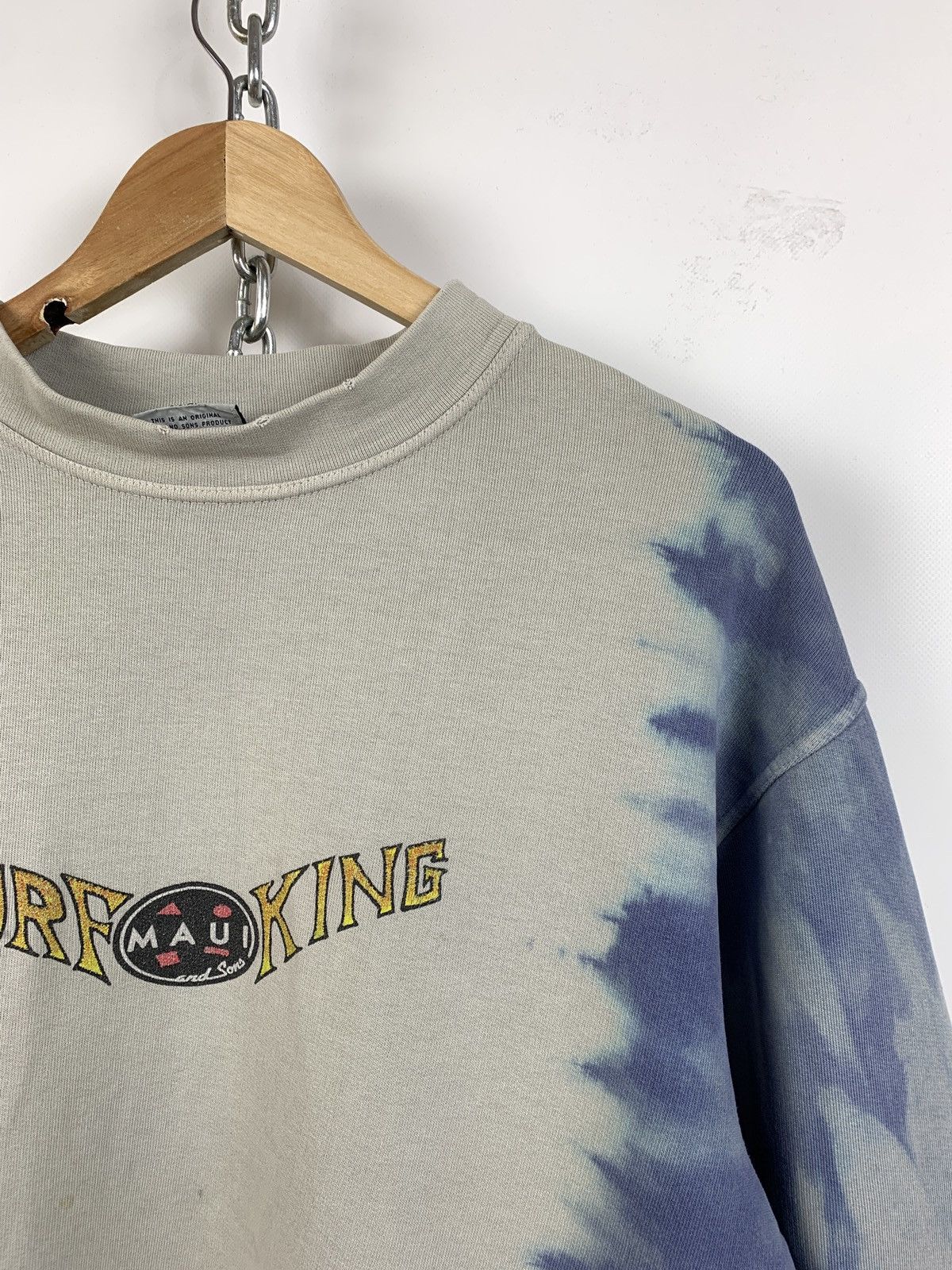 Maui and Sons 90s Vintage Maui and Sons Surf King Shark Man Sweatshirt Size US M / EU 48-50 / 2 - 6 Thumbnail