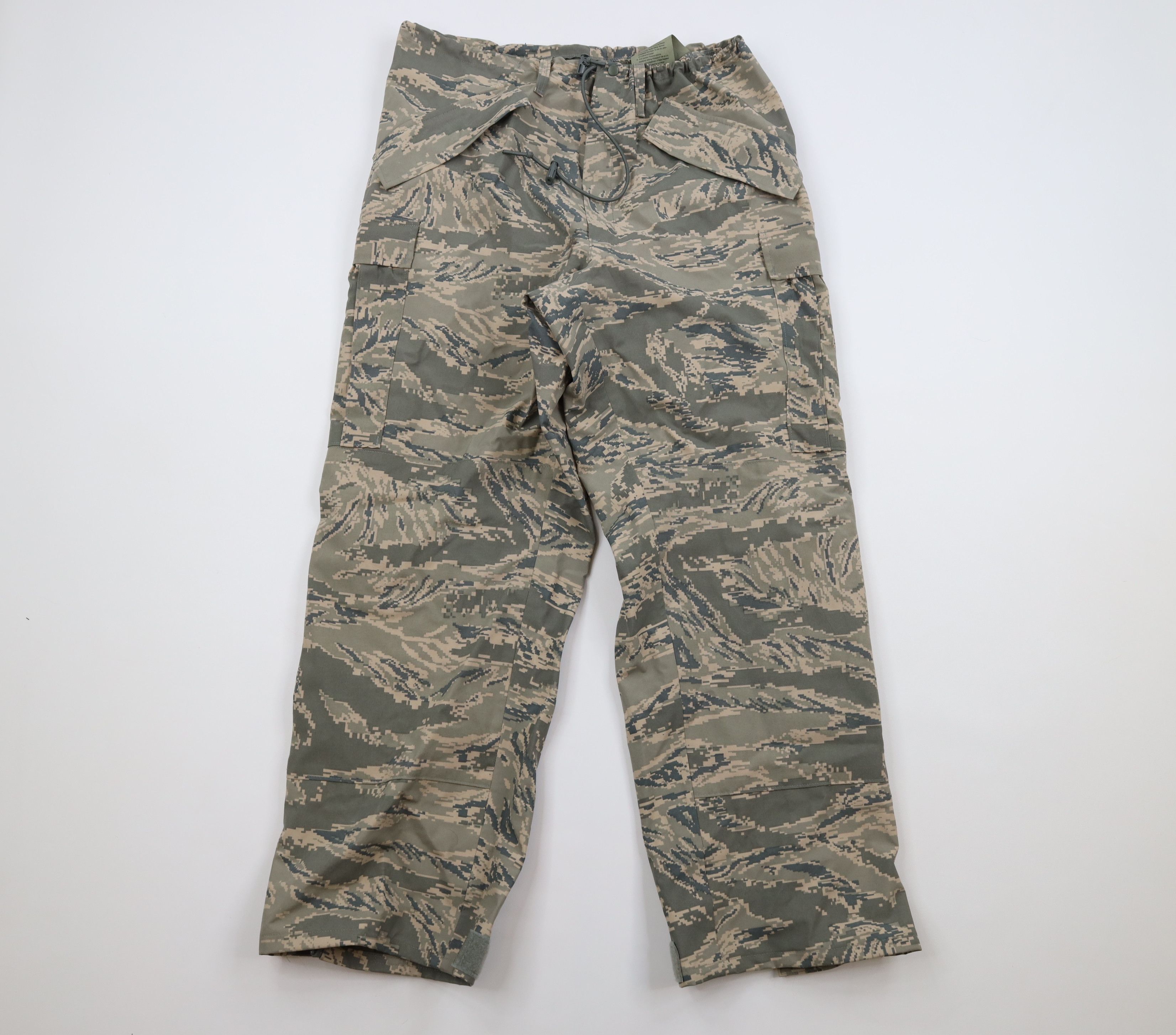 Vintage Vintage USAF All Purpose Environmental Waterproof Pants Size US 32 / EU 48 - 1 Thumbnail