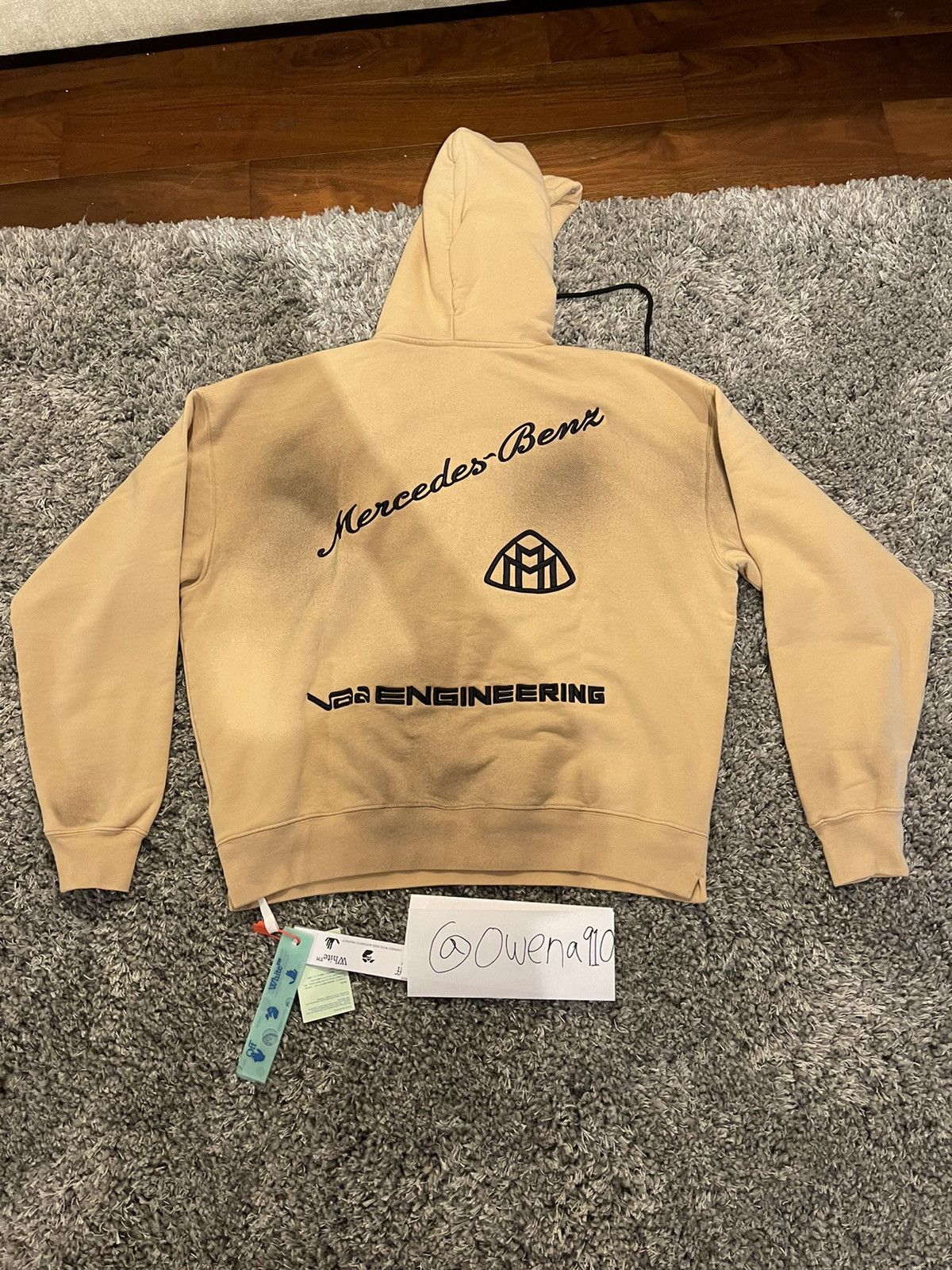 Mercedes-Benz × Off-White Off-White x Mercedes-Benz Maybach