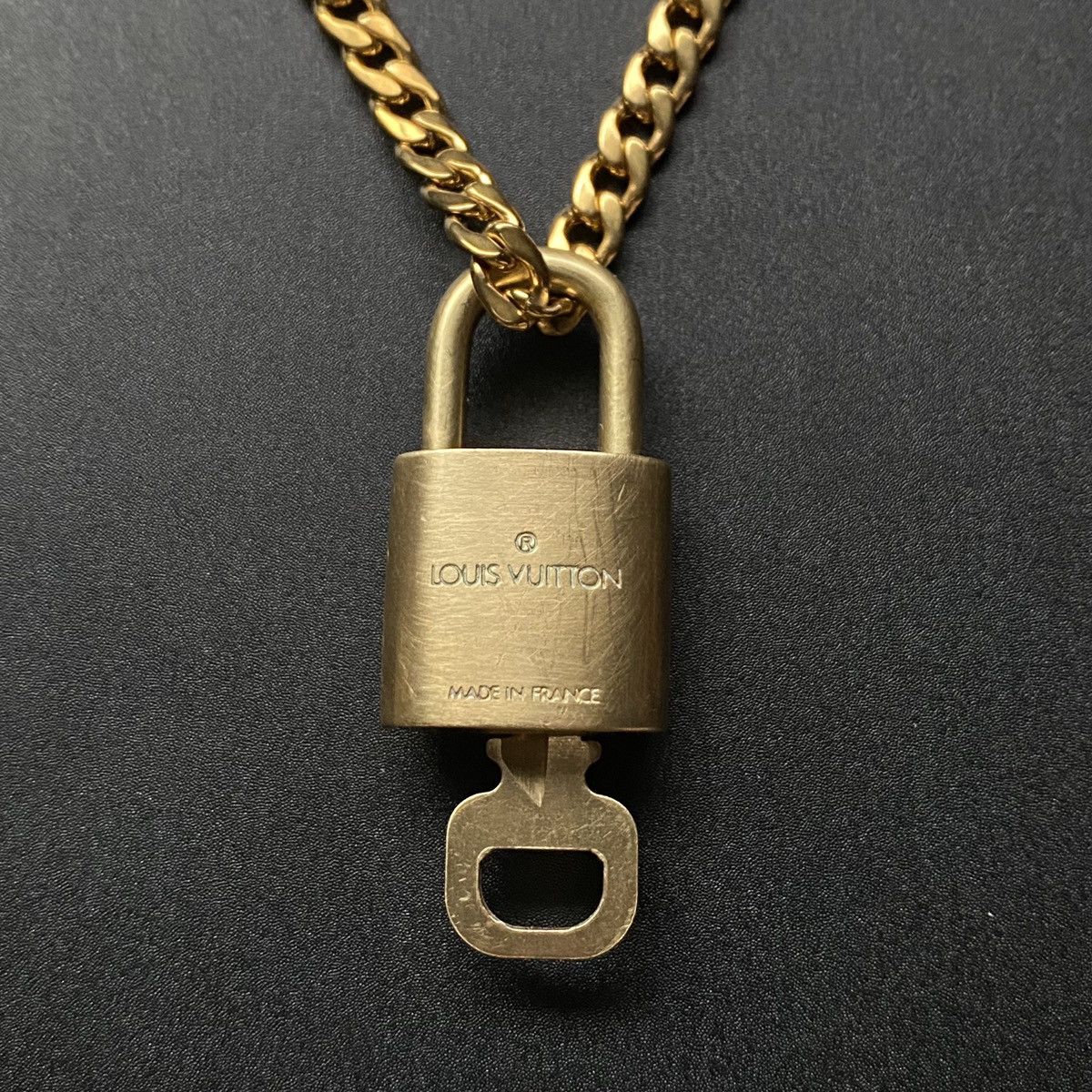 Louis Vuitton Louis Vuitton Lock, Key, & Gold Necklace Size ONE SIZE - 3 Thumbnail