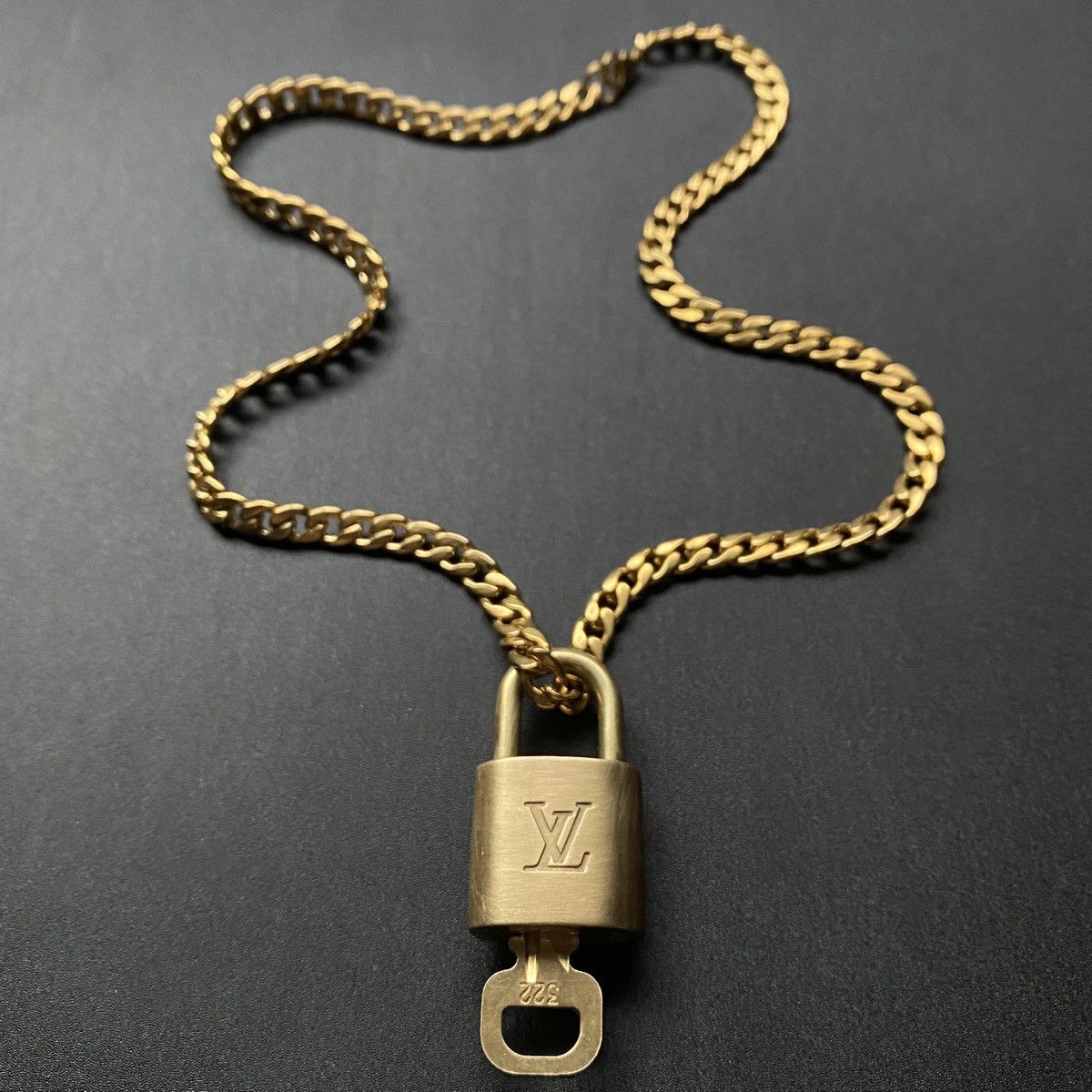 Louis Vuitton Louis Vuitton Lock, Key, & Gold Necklace Size ONE SIZE - 2 Thumbnail