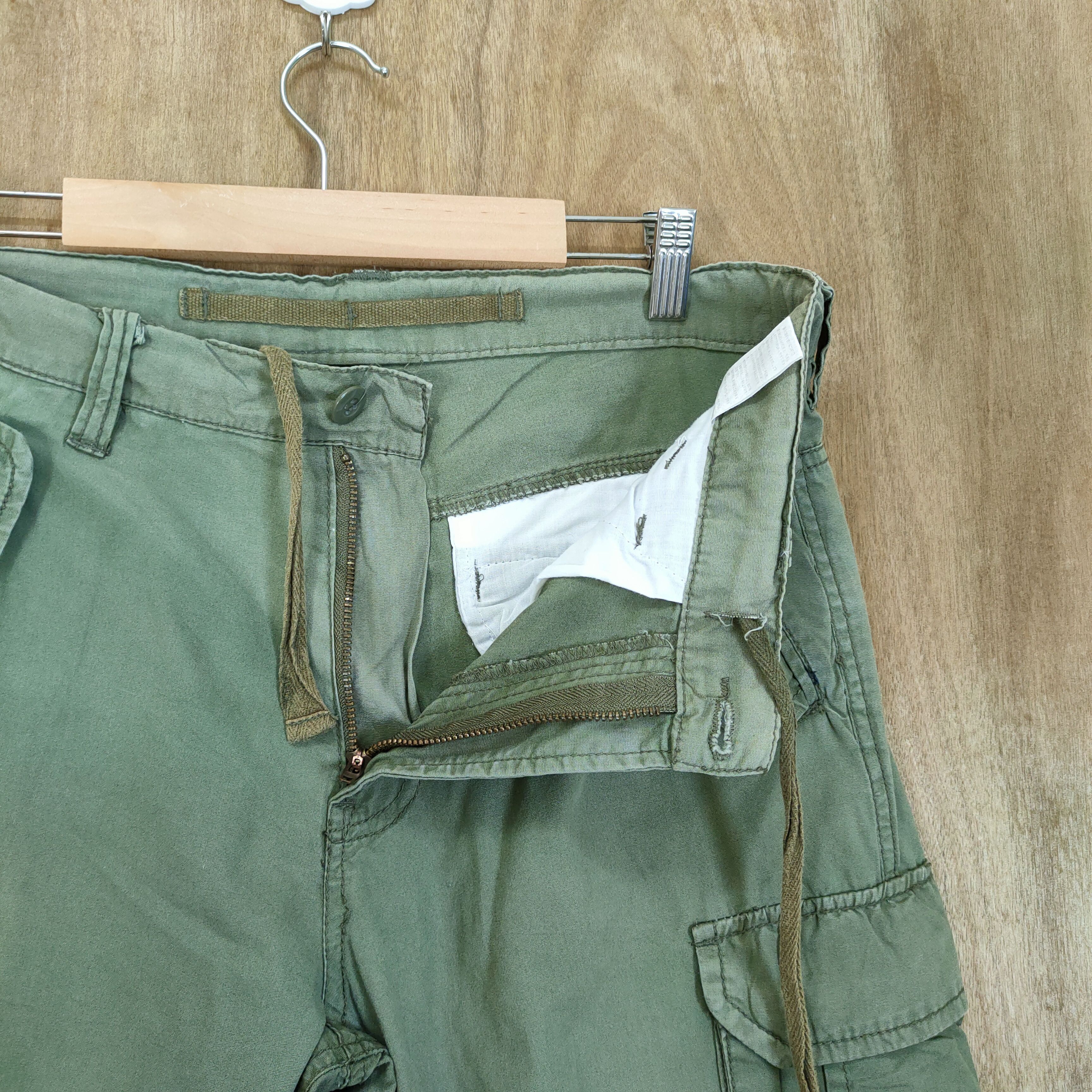 Japanese Brand VINTAGE FADED GREEN CARGO PANTS Size US 31 - 5 Thumbnail