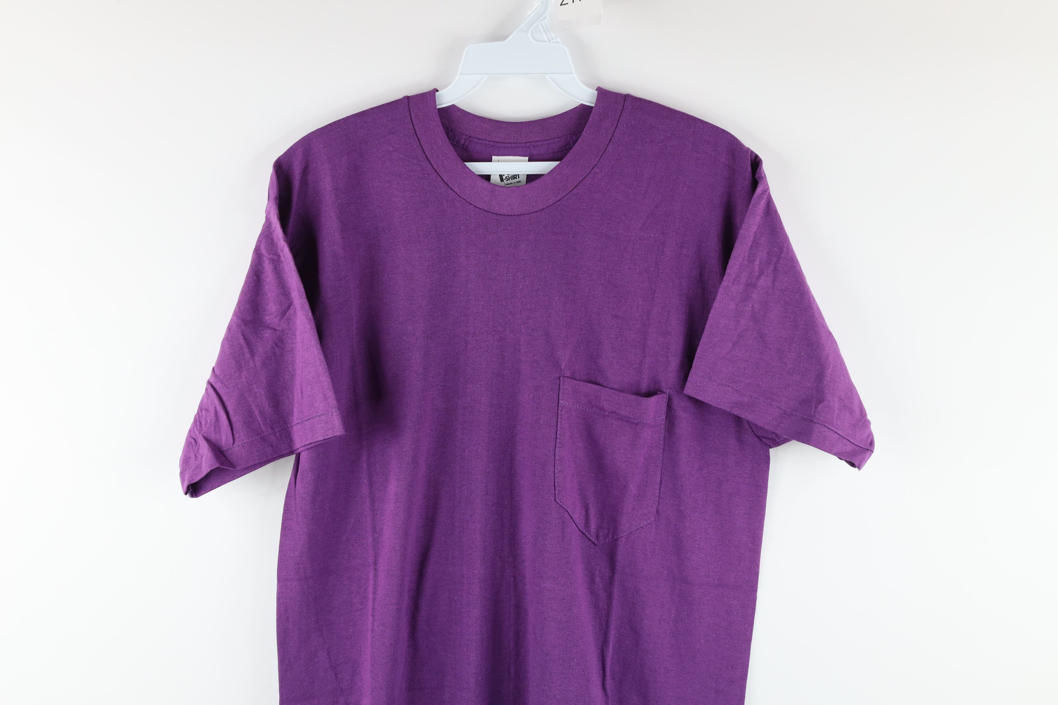 Vintage Vintage 80s Streetwear Short Sleeve Pocket T-Shirt Purple Size US L / EU 52-54 / 3 - 2 Preview