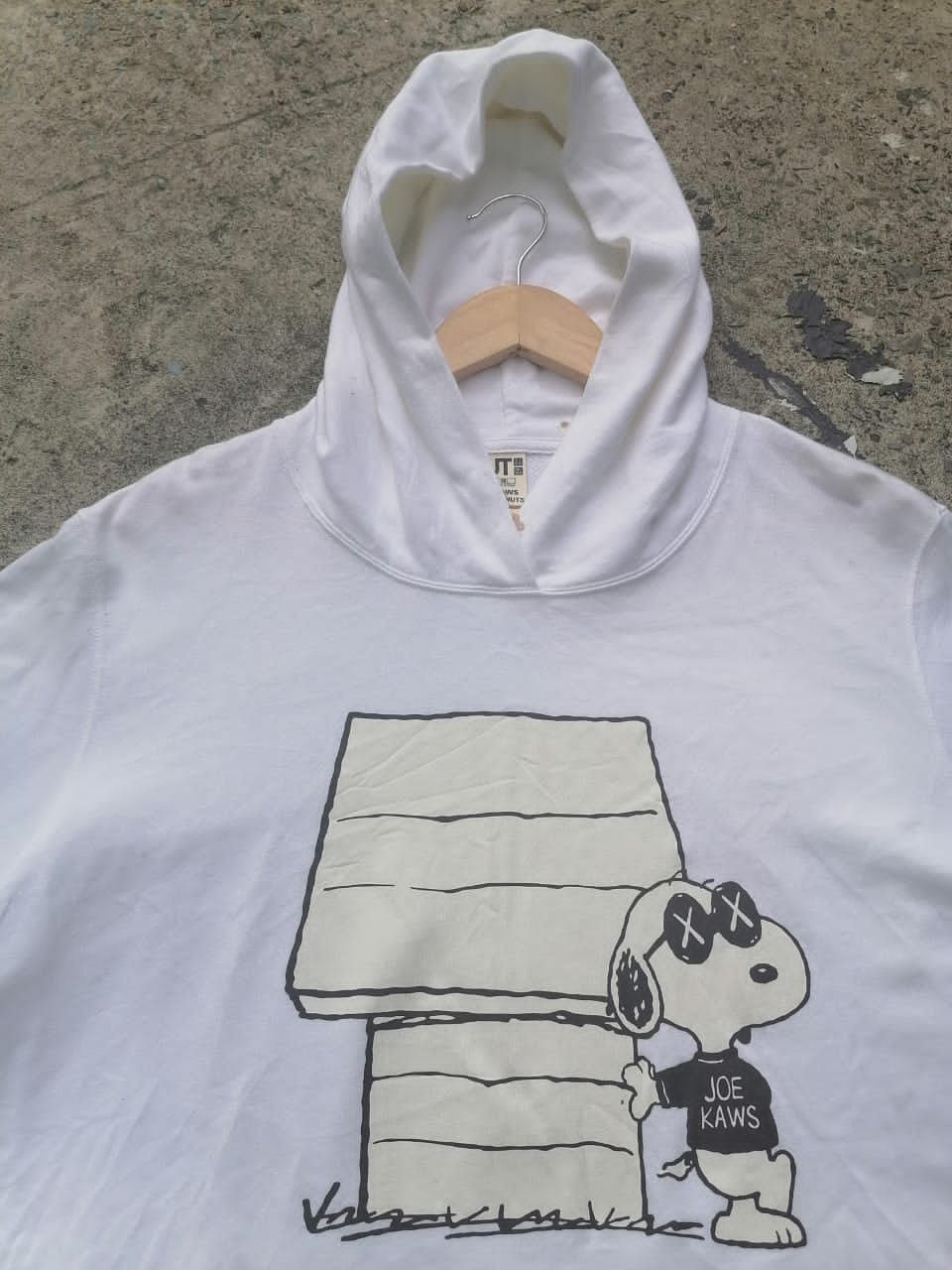 Kaws × Peanuts × Uniqlo Uniqlo X Kaws X Peanuts Pullover Hoodie Size US L / EU 52-54 / 3 - 5 Thumbnail
