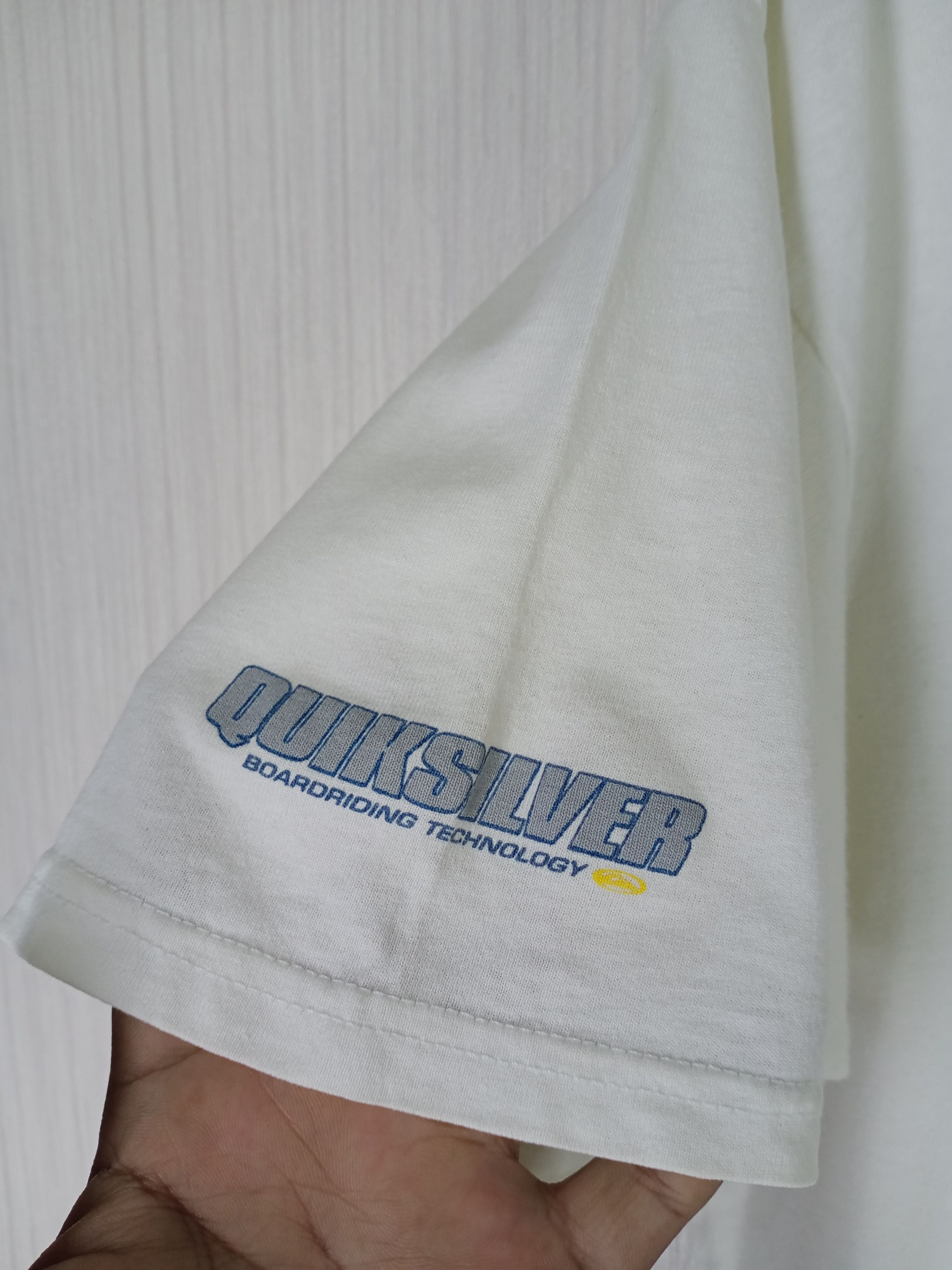 Quiksilver Vintage Quiksilver Surfing Big Logo Tshirt Size US M / EU 48-50 / 2 - 6 Thumbnail