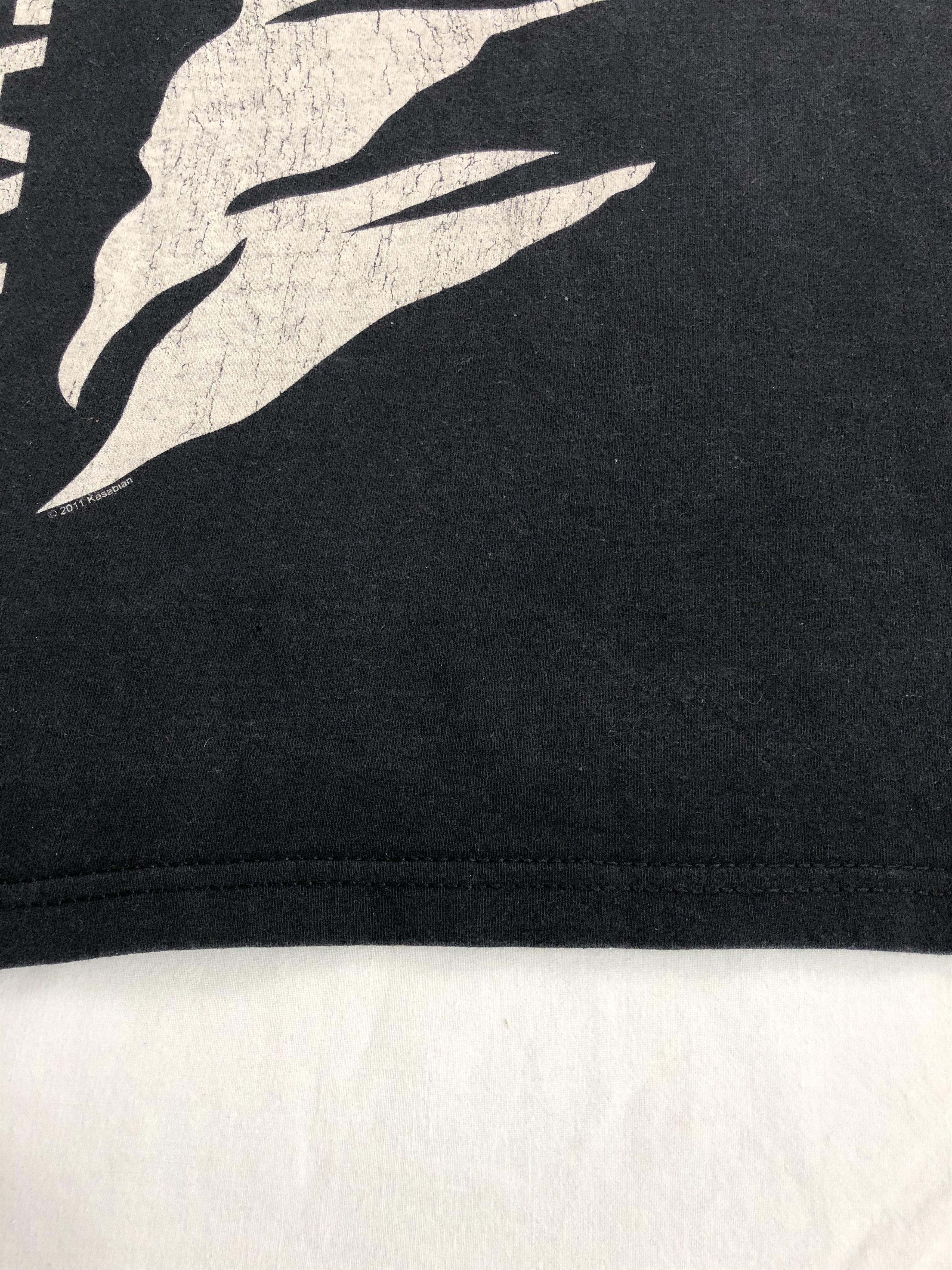 Band Tees Vintage 2011 Kasabian (Kings of Leon Arctic Monkeys) Size US L / EU 52-54 / 3 - 6 Thumbnail