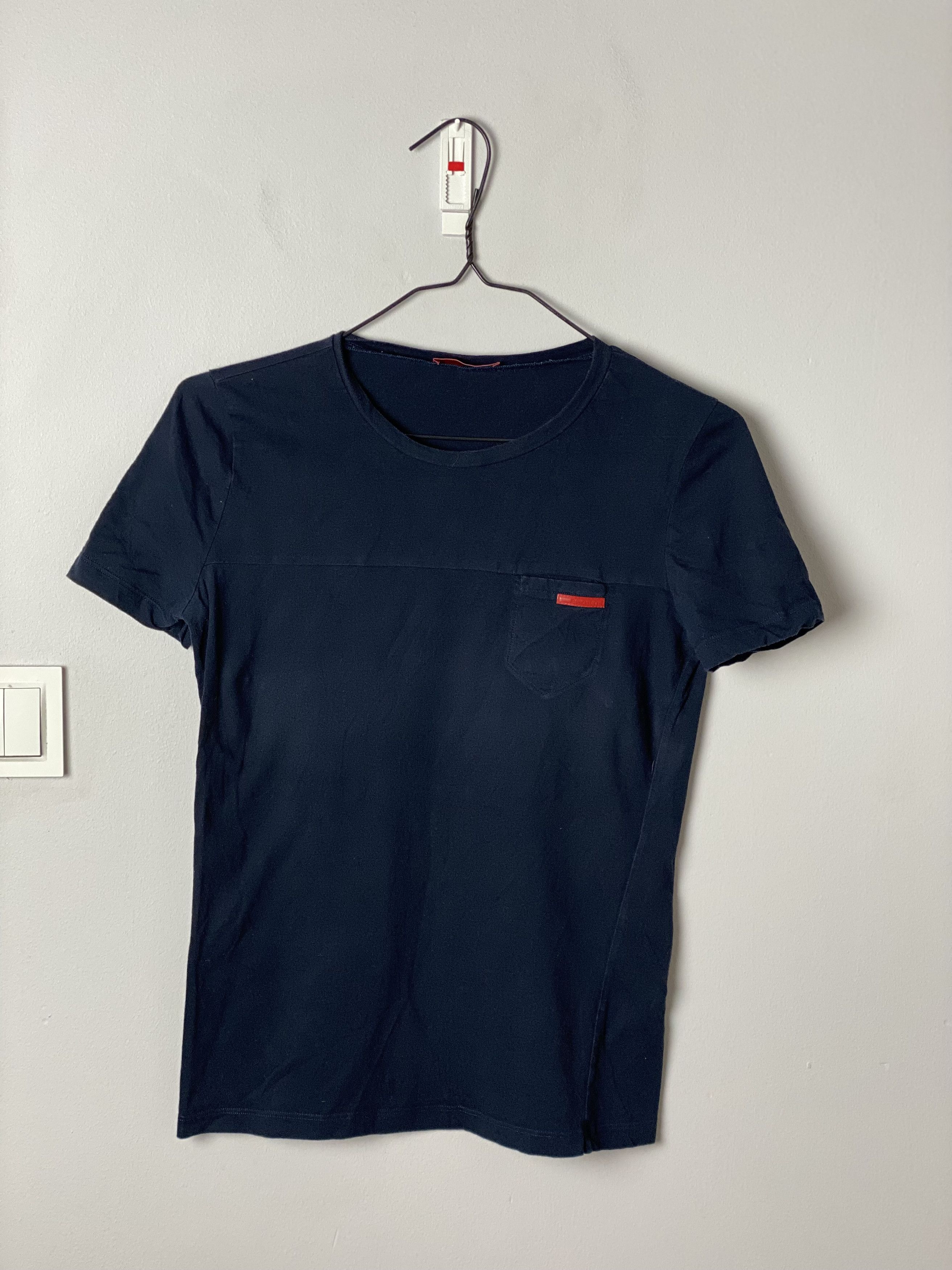 Prada Prada red tab t-shirt tee wmns Size ONE SIZE - 1 Thumbnail