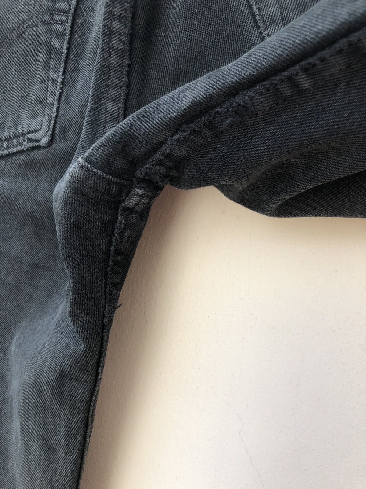 Levi's × Vintage Vintage 1993 Levi’s 501 Jeans Made in Uk Faded Black Denim Size US 32 / EU 48 - 18 Thumbnail