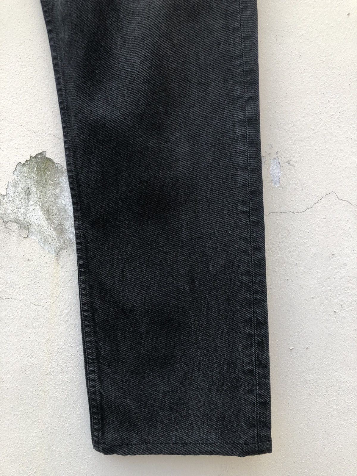 Levi's × Vintage Vintage 1993 Levi’s 501 Jeans Made in Uk Faded Black Denim Size US 32 / EU 48 - 10 Thumbnail