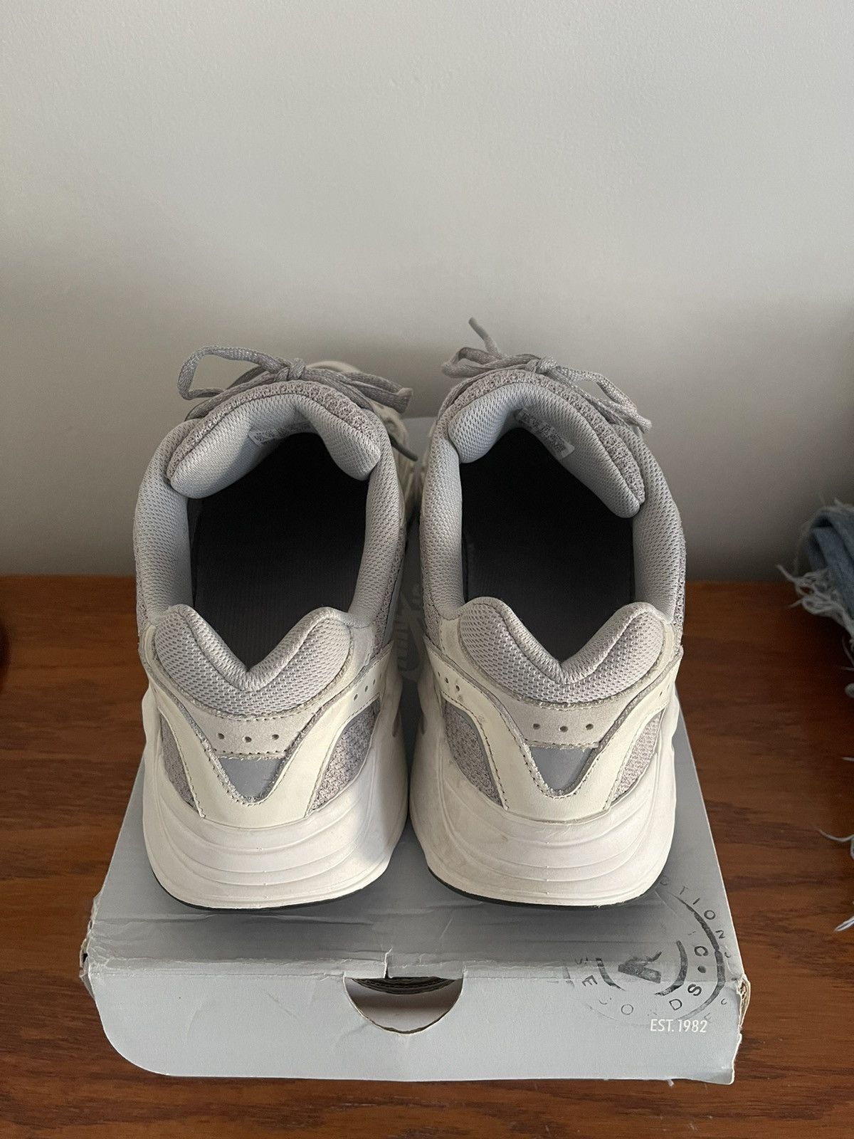 Adidas Yeezy Boost 700 V2 Static 2018!!!! Size US 12.5 / EU 45-46 - 3 Thumbnail
