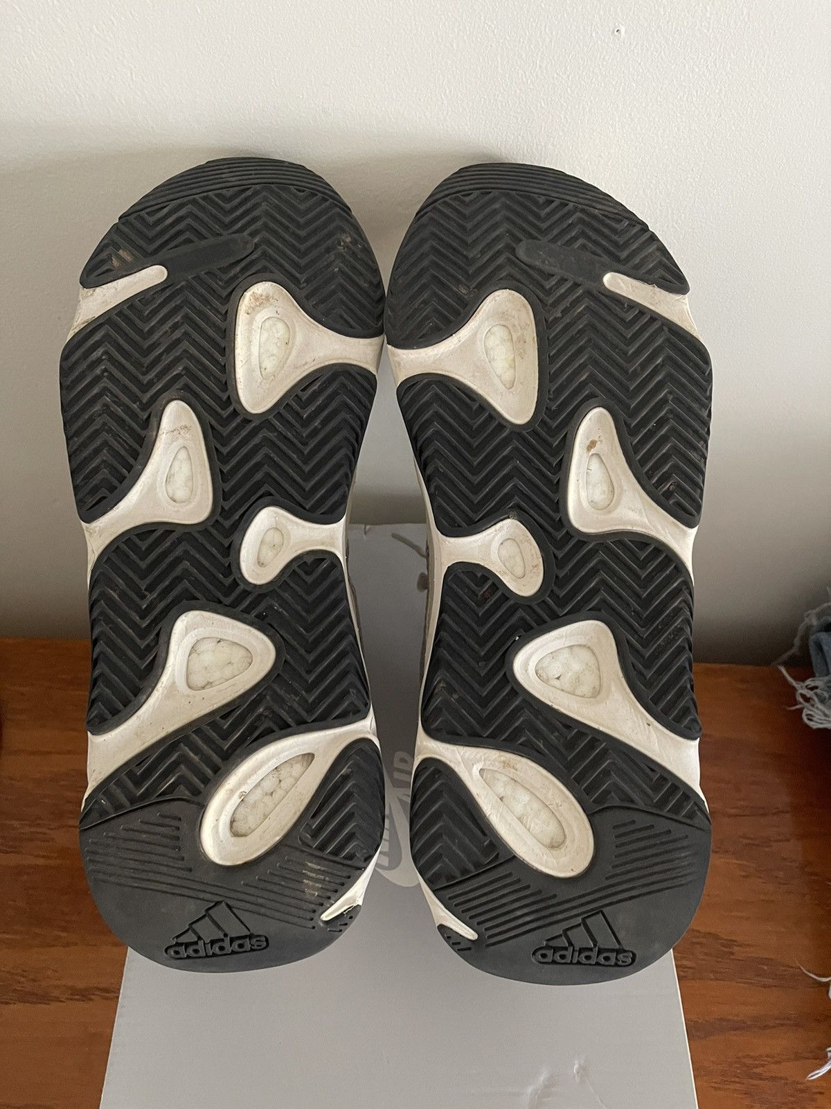 Adidas Yeezy Boost 700 V2 Static 2018!!!! Size US 12.5 / EU 45-46 - 8 Thumbnail