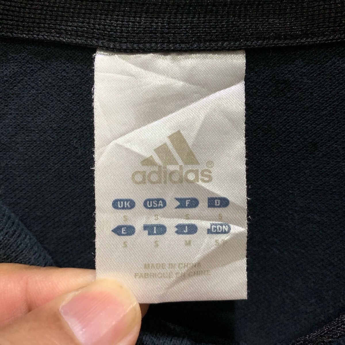 Adidas × Japanese Brand × Vintage ADIDAS Polos Fits M Size US M / EU 48-50 / 2 - 5 Thumbnail