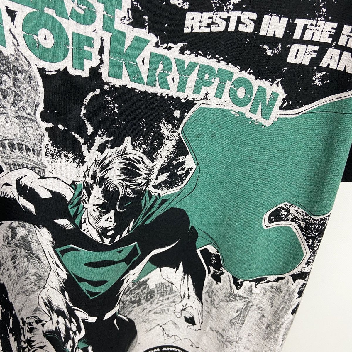 DC Comics Vintage 00s rare Superman AllOverPrint DC Comics tee size L Size US L / EU 52-54 / 3 - 6 Thumbnail
