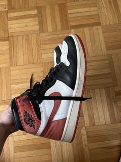 Air Jordan 1 Retro High OG Track Red