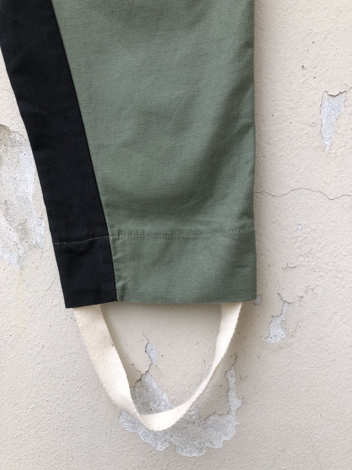 Bassike Bassike Surplus Olive Green Cropped Trouser Pant Size US 30 / EU 46 - 10 Thumbnail