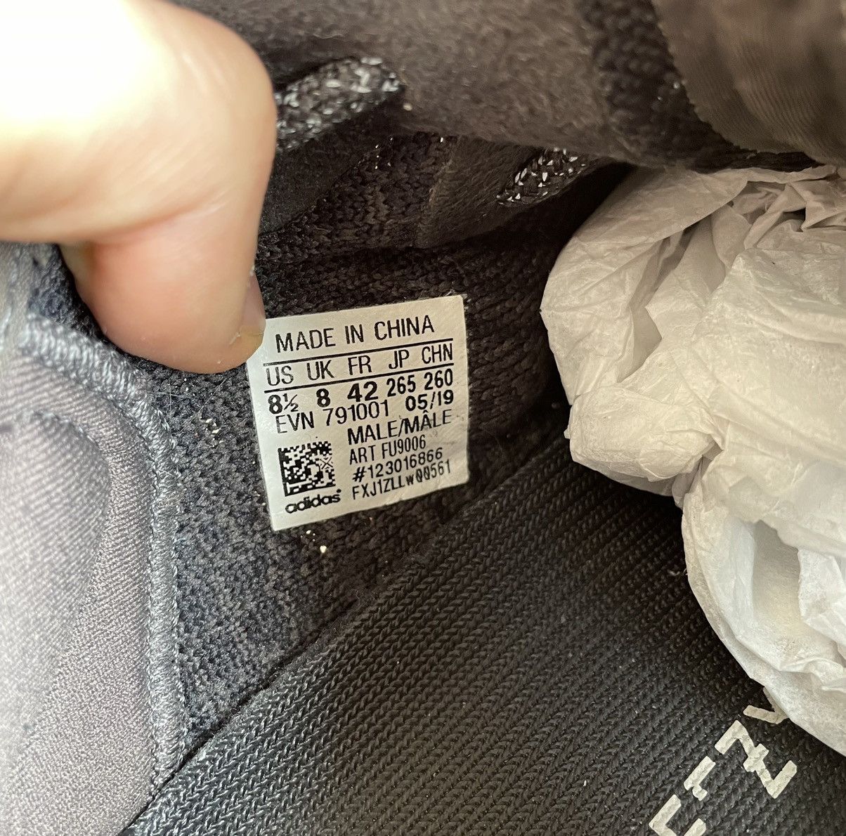 Adidas Yeezy Boost 350 V2 Black Non-Reflective 2019 Size US 8.5 / EU 41-42 - 5 Thumbnail
